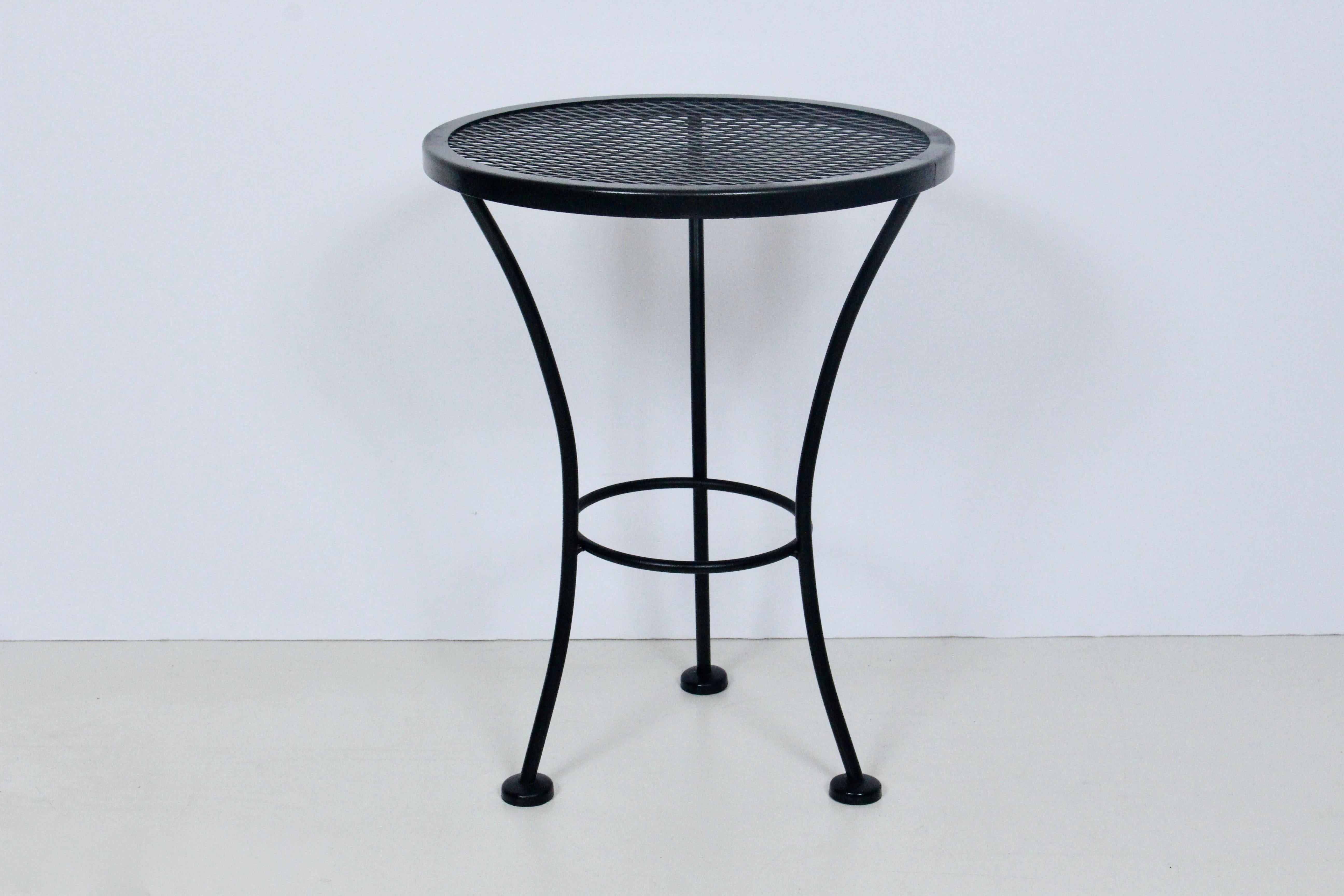 Russell Woodard Black Iron & Wire Mesh Occasional Tripod Table, 1950's For Sale 5