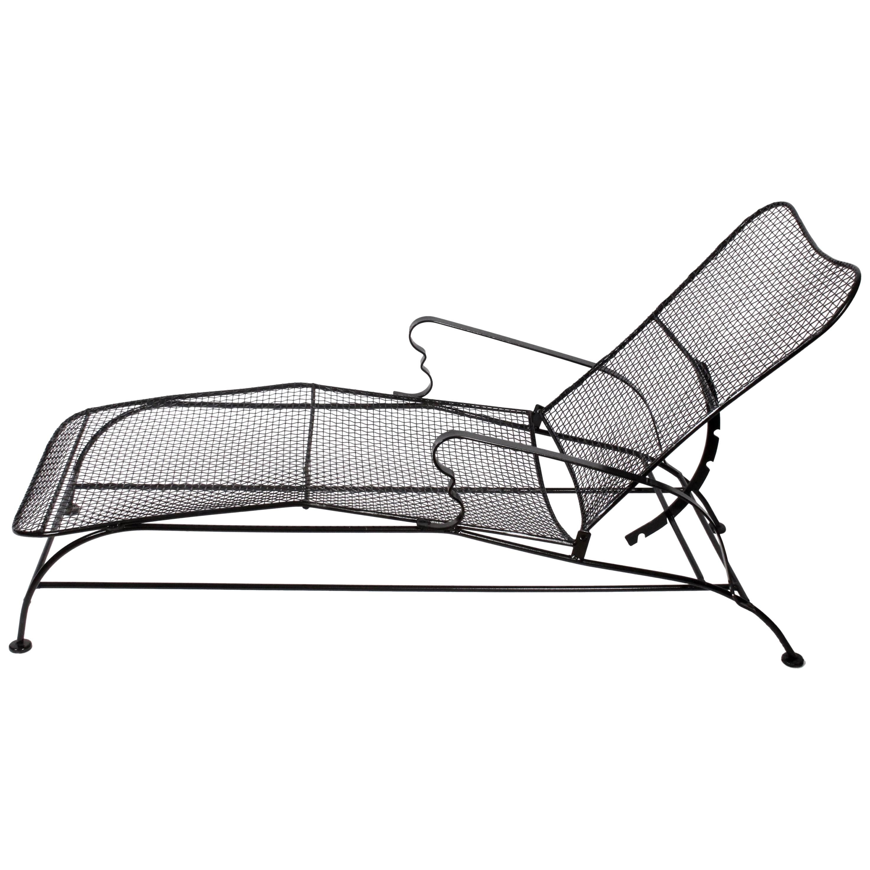 Russell Woodard Black "Sculptura" Reclining Chaise Lounge Chair, 1950s