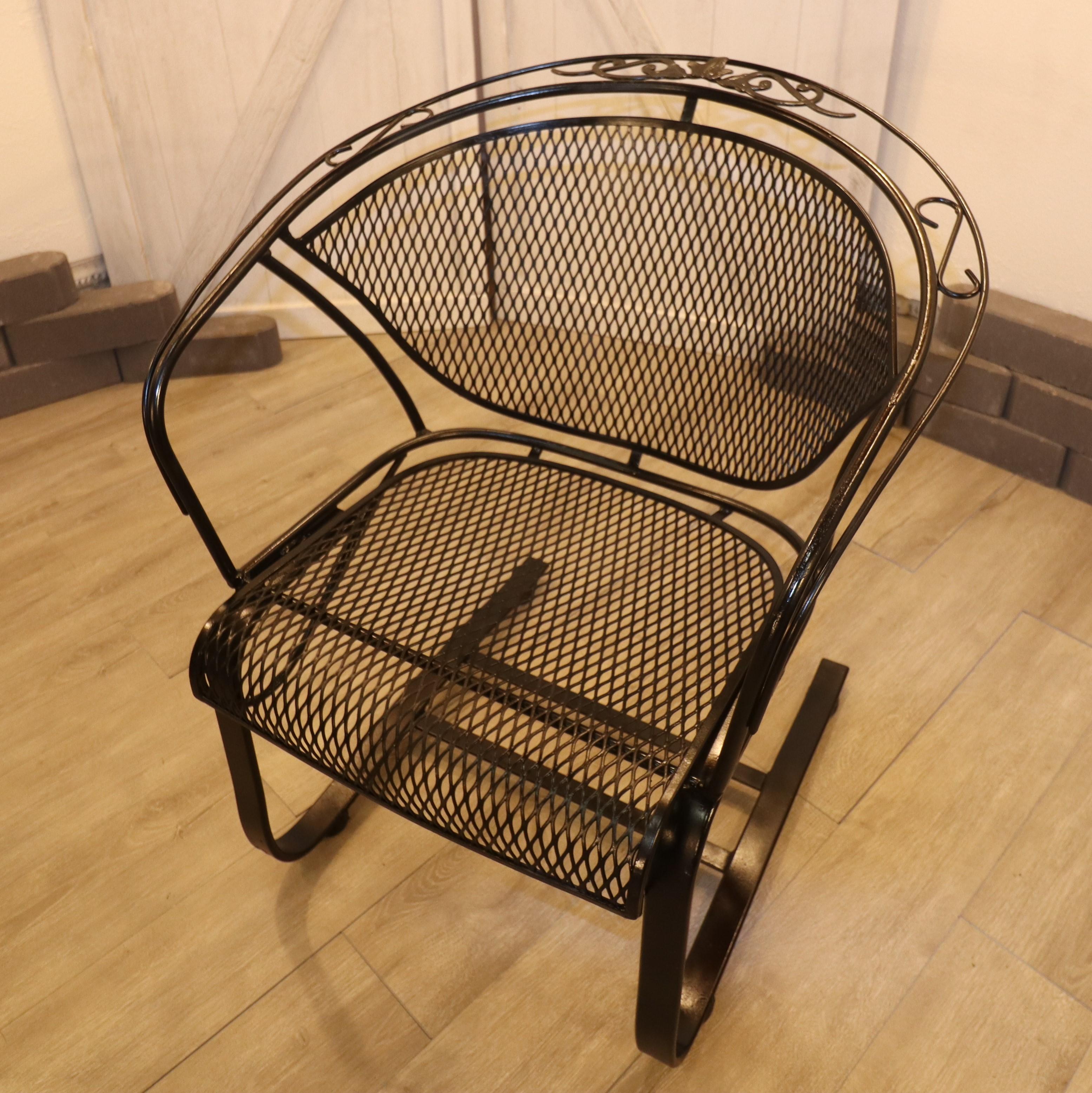 Chaises baril de la collection Briarwood de Russell Woodard en vente 1