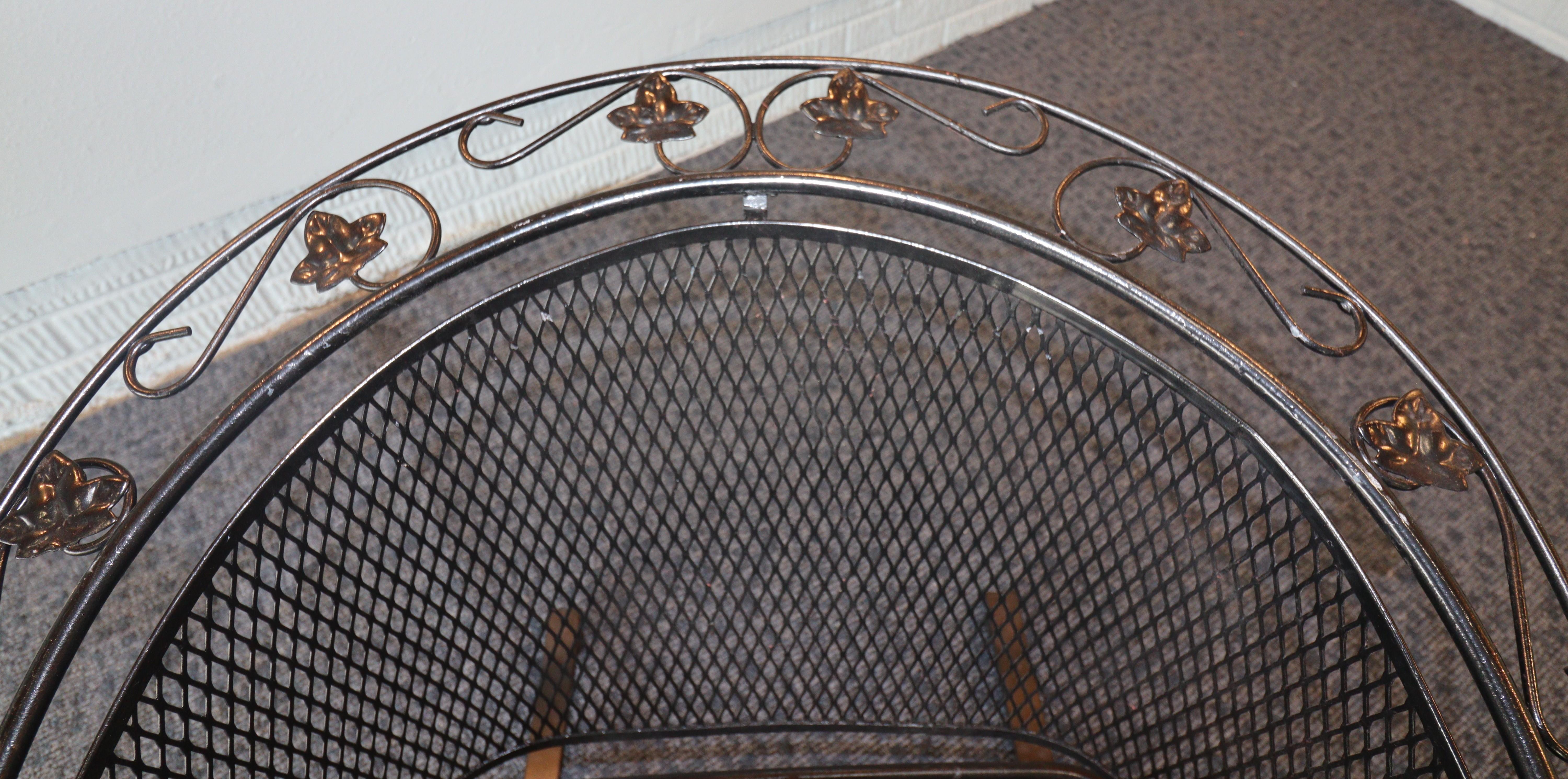 XX secolo Russell Woodard English Ivy Leaf Wrought Iron Chairs in vendita