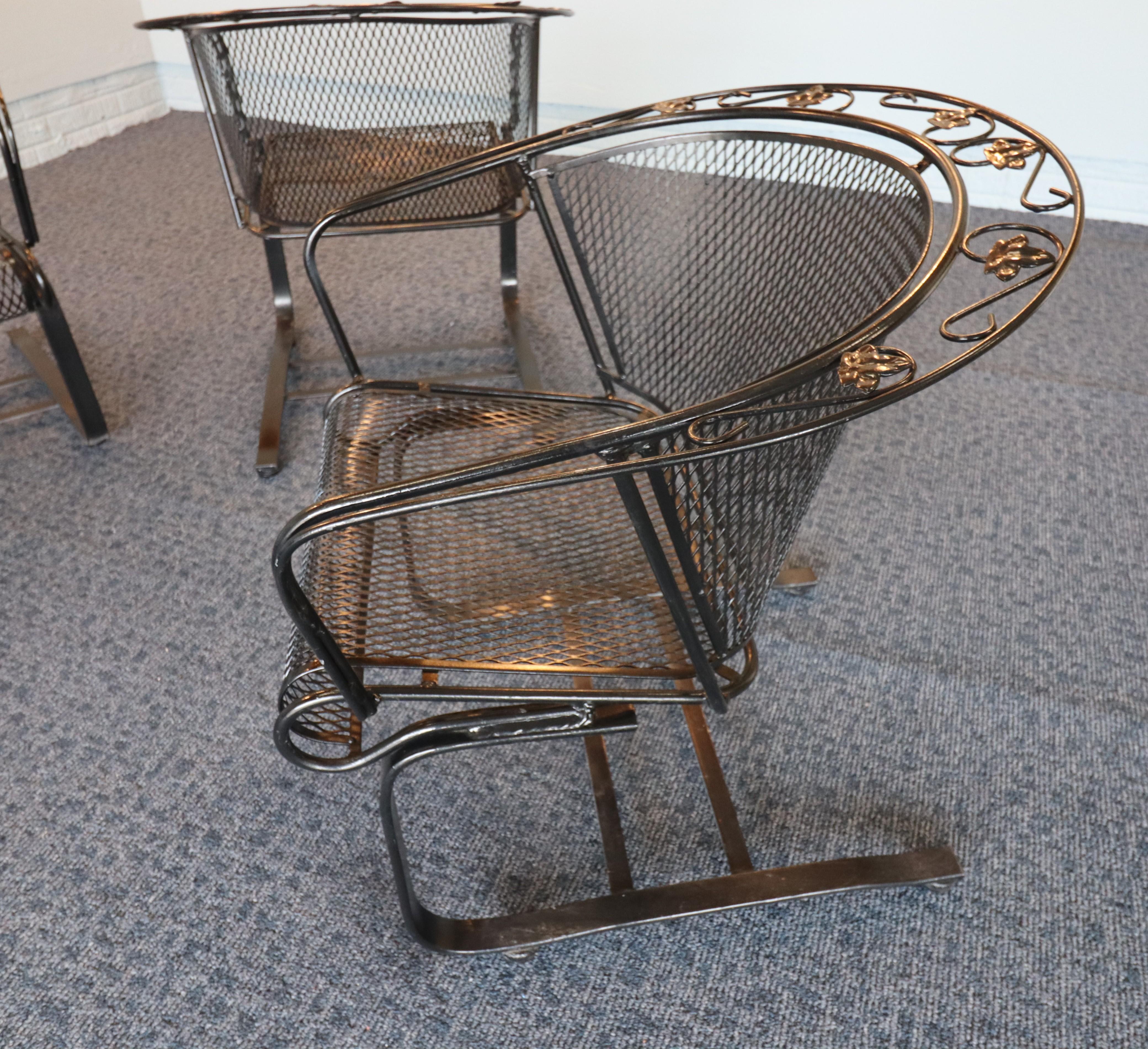 Russell Woodard English Ivy Leaf Wrought Iron Chairs in vendita 1