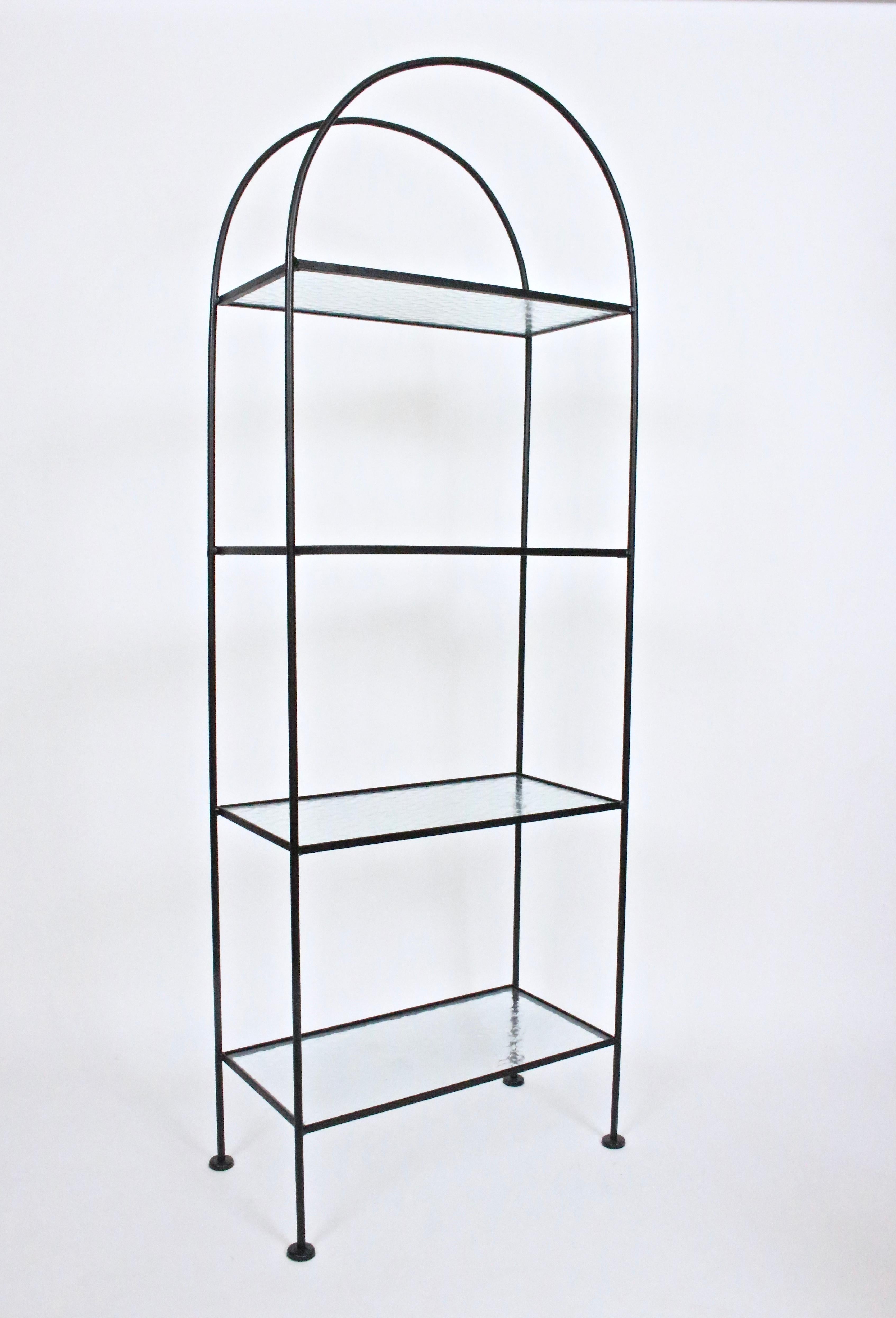 Russell Woodard Black Iron Étagère with Four Water Glass Shelves, 1950s For Sale 4