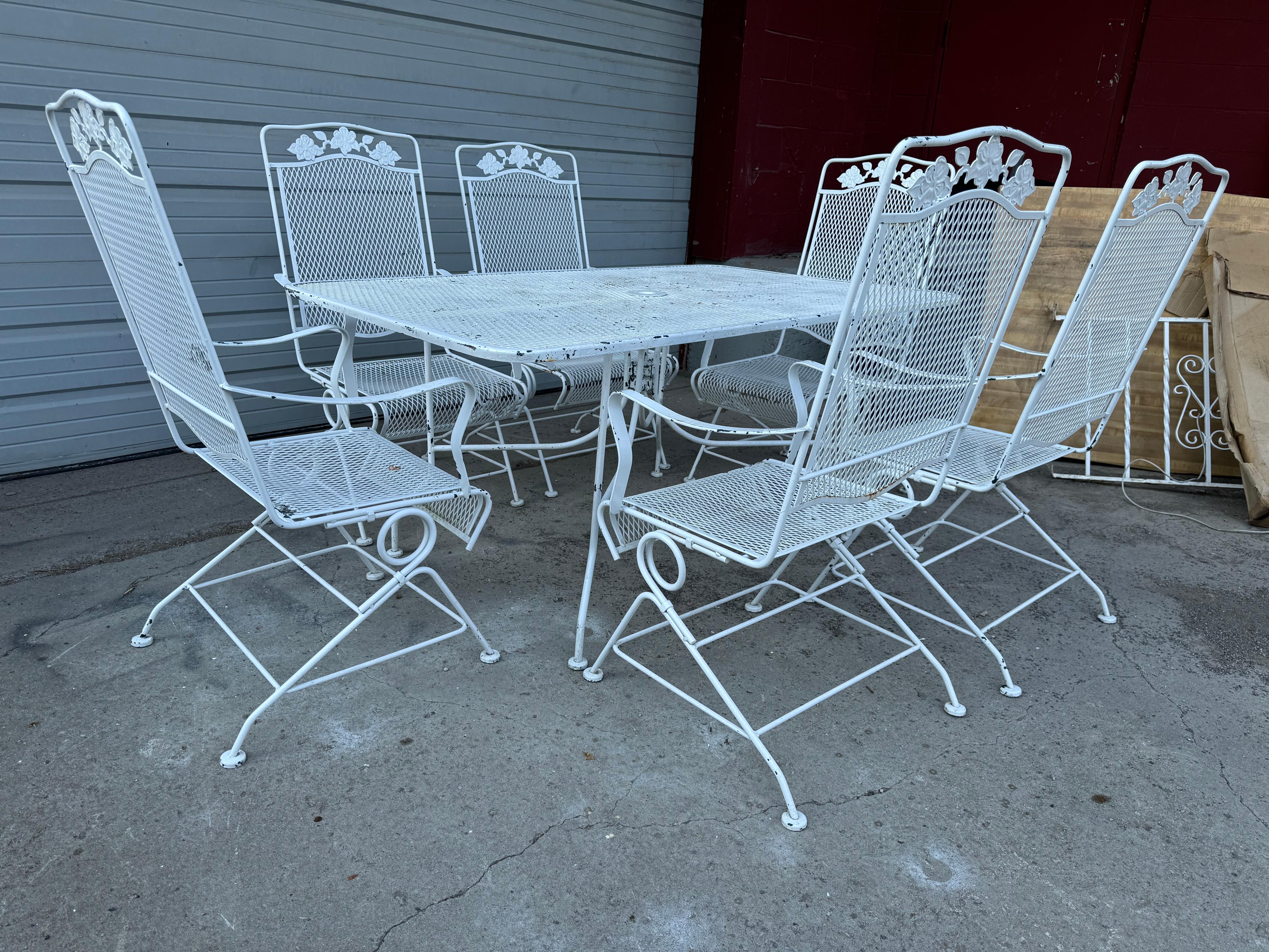Mid-Century Modern Russell Woodard Iron 7-piece Table & Chairs / Garden Set, Springer Arm Chairs