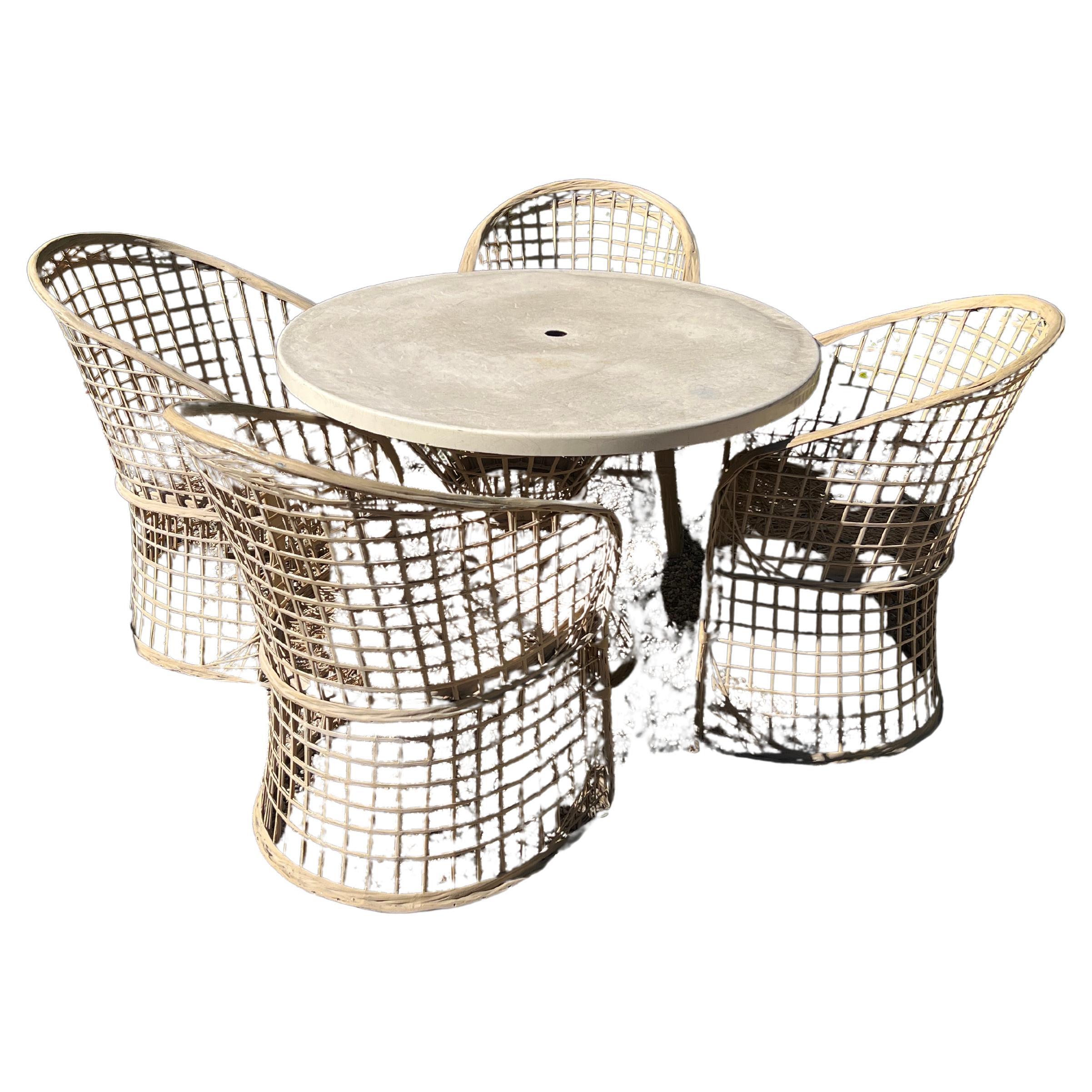 Mid-Century Modern Russell Woodard Mid Century Modern Spun Fiberglass Chairs and Table For Sale