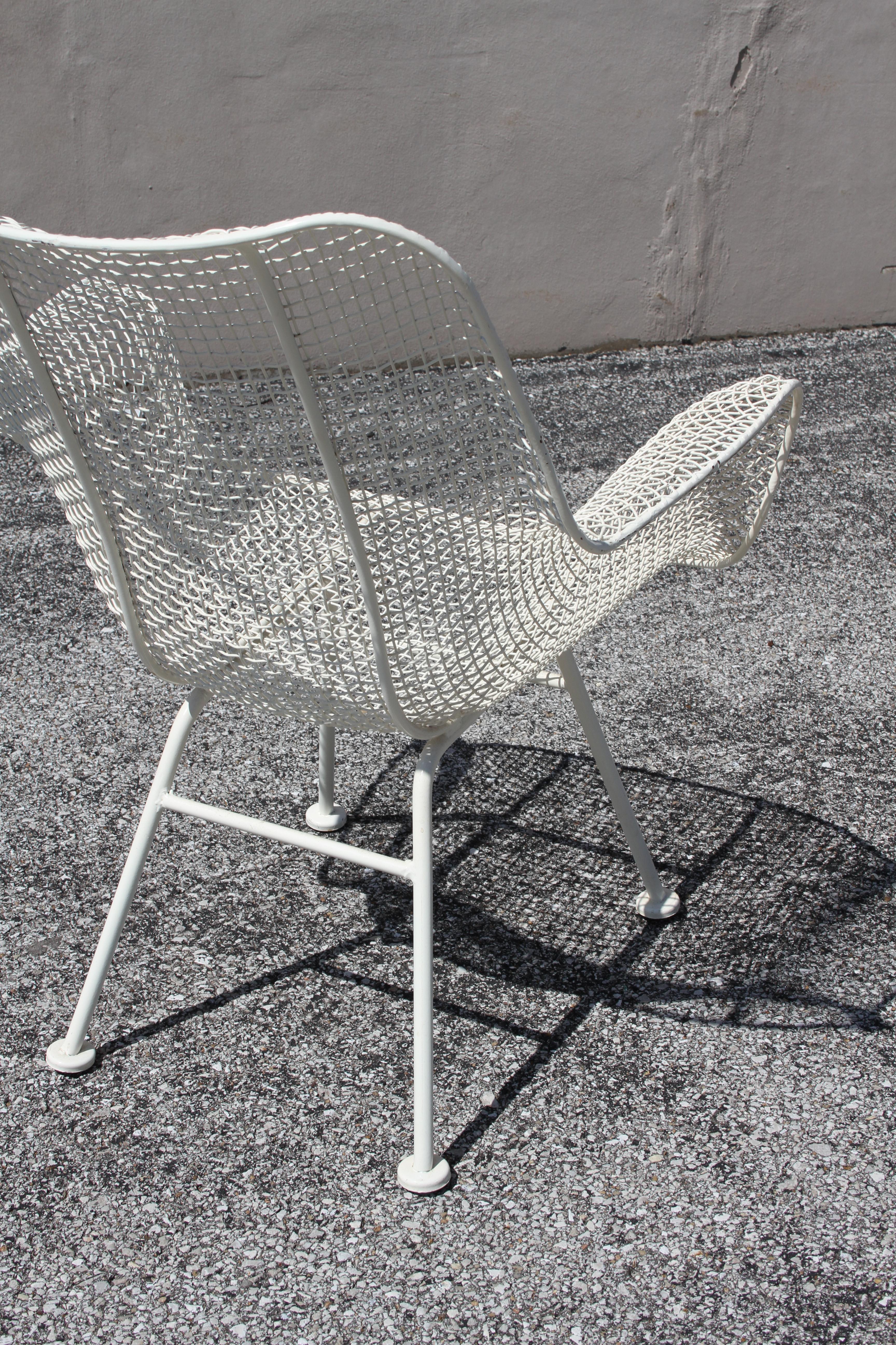 Russell Woodard Mid-Century Modern White Mesh Sculptura High Back Lounge Chair For Sale 3