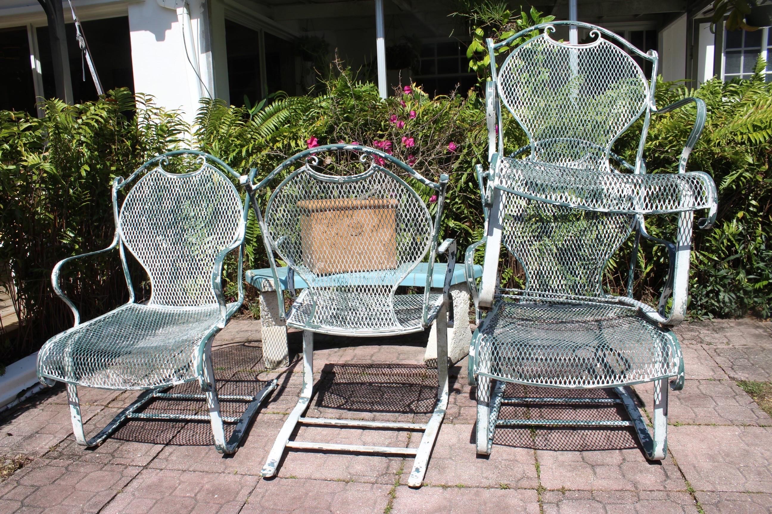 American Russell Woodard Mid-Century Wrought Iron Mesh Cantilever Chairs-Set of 4 For Sale