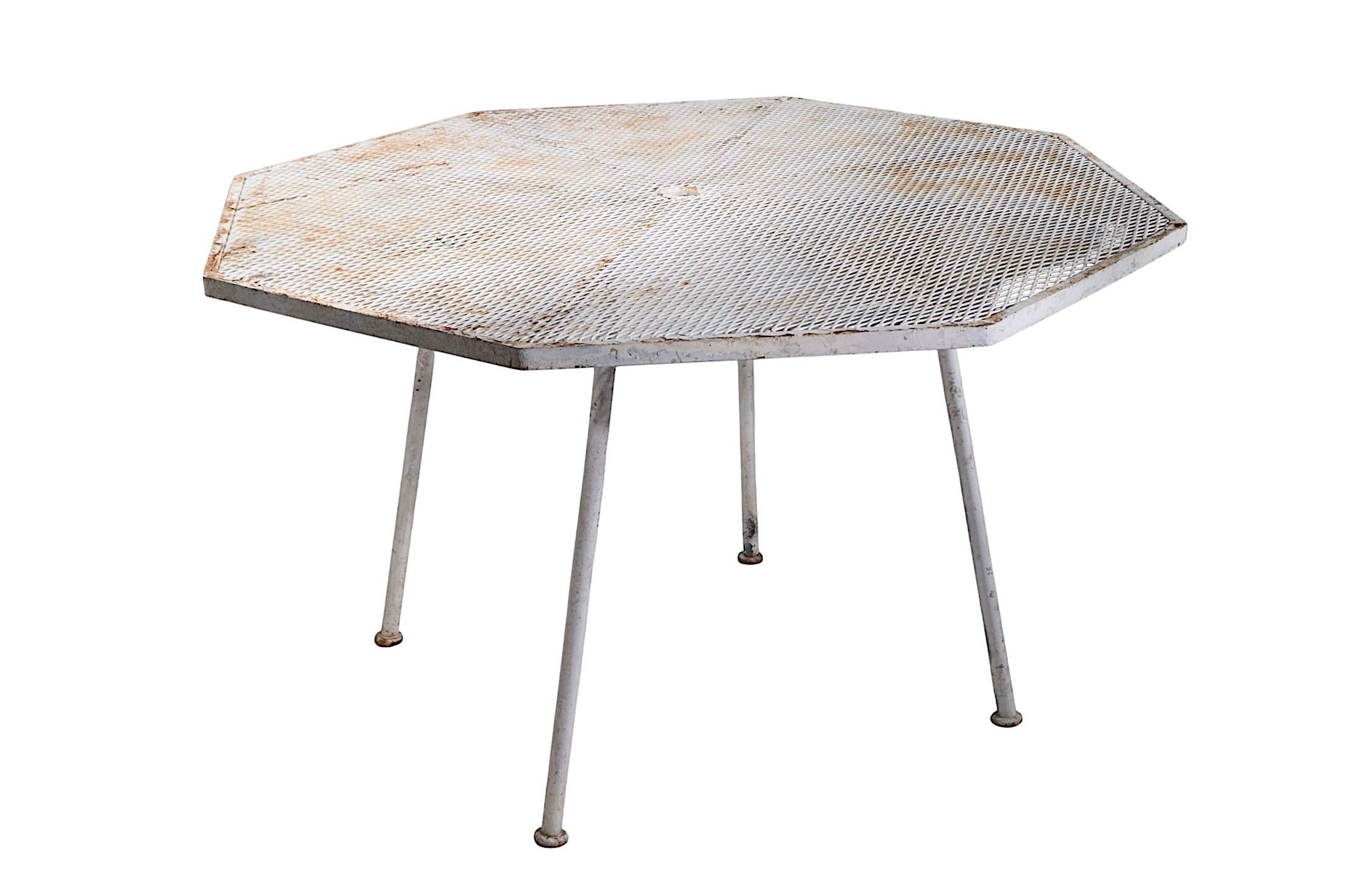 Russell Woodard Achteckiger Sculptura Esstisch c 1950's (20. Jahrhundert) im Angebot
