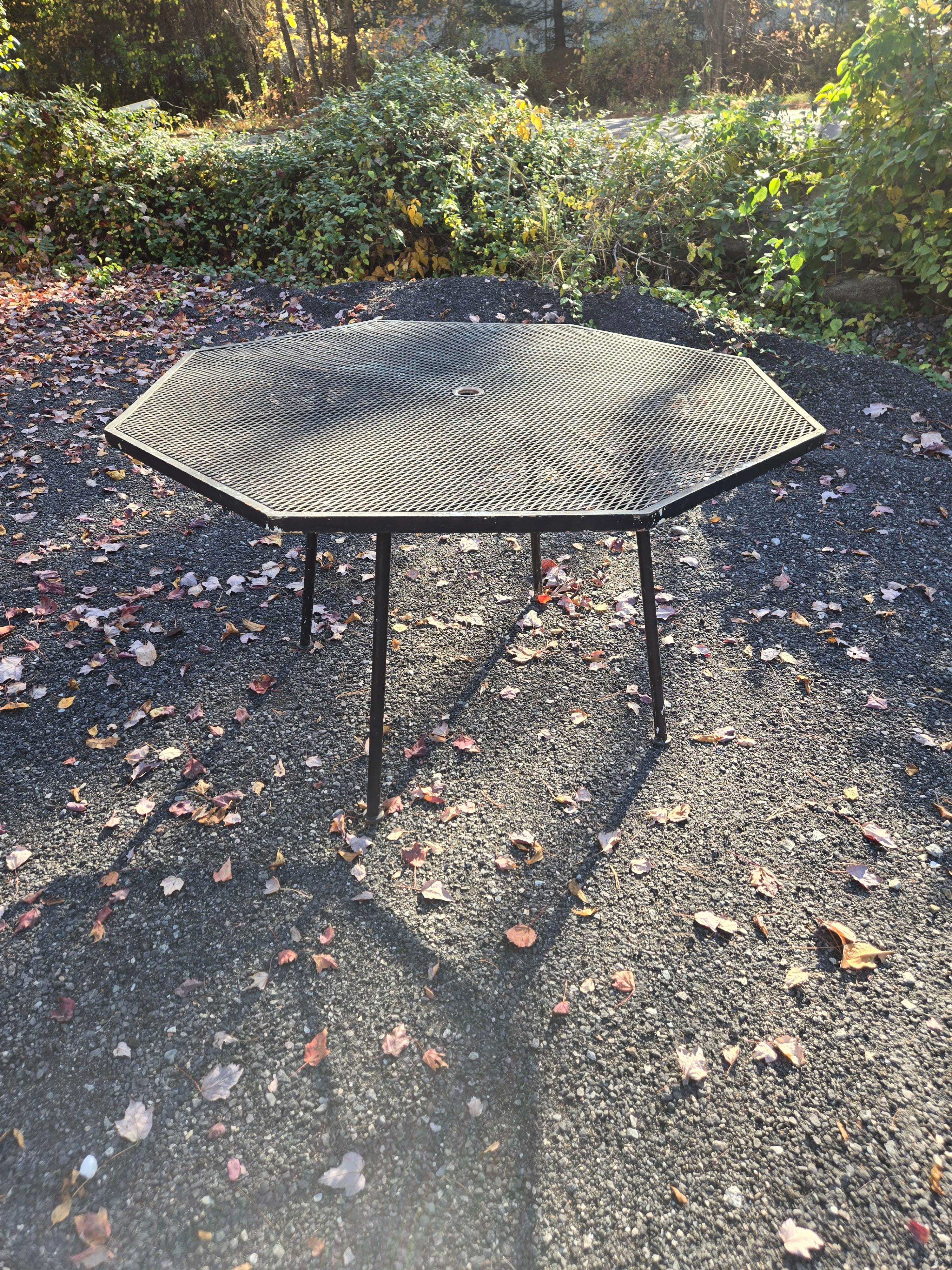 Russell Woodard Octagonal Sculptura Table For Sale 4