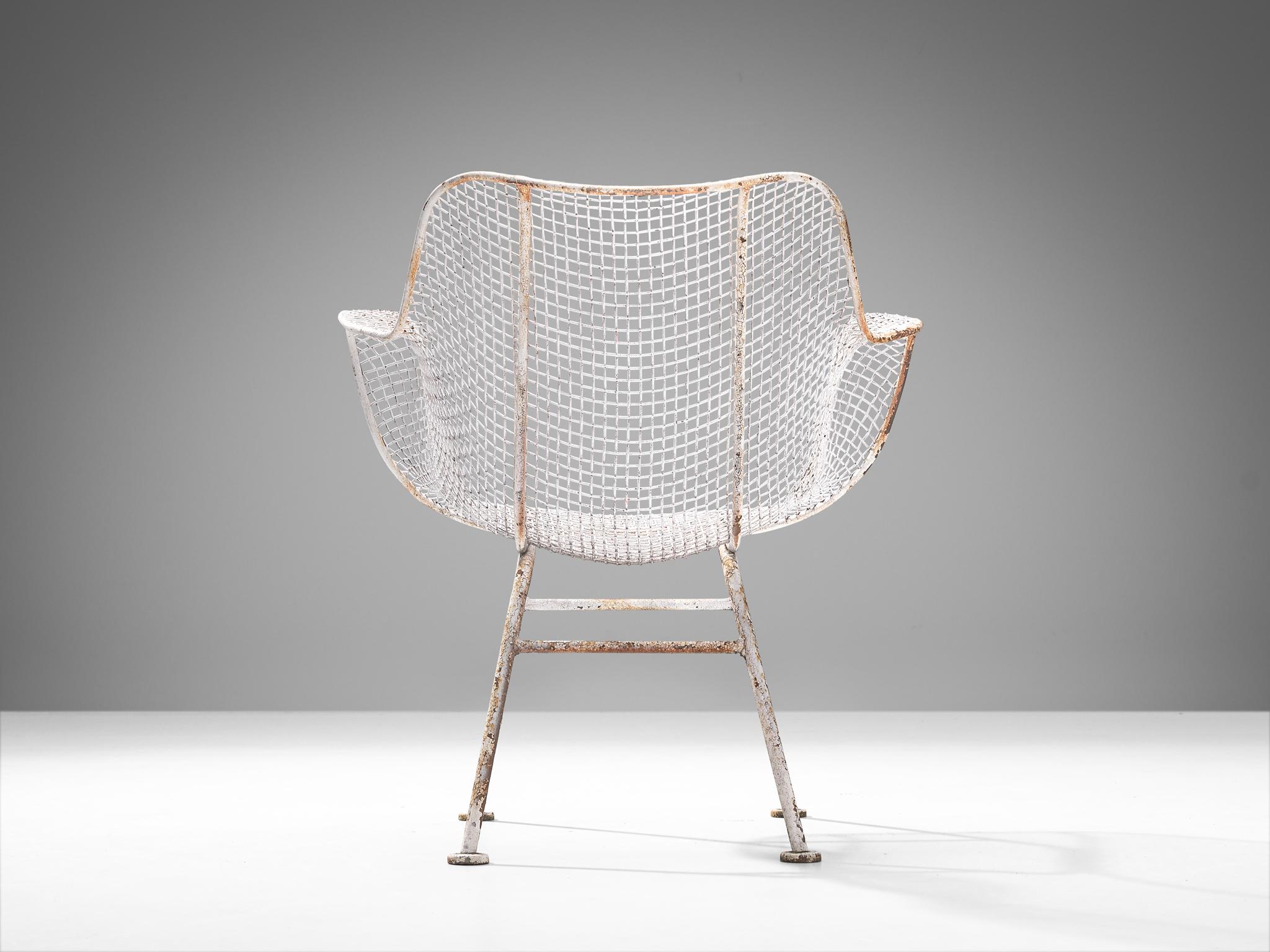 Fer forgé Russell Woodard paire de chaises de patio « Sculptura » blanches en vente