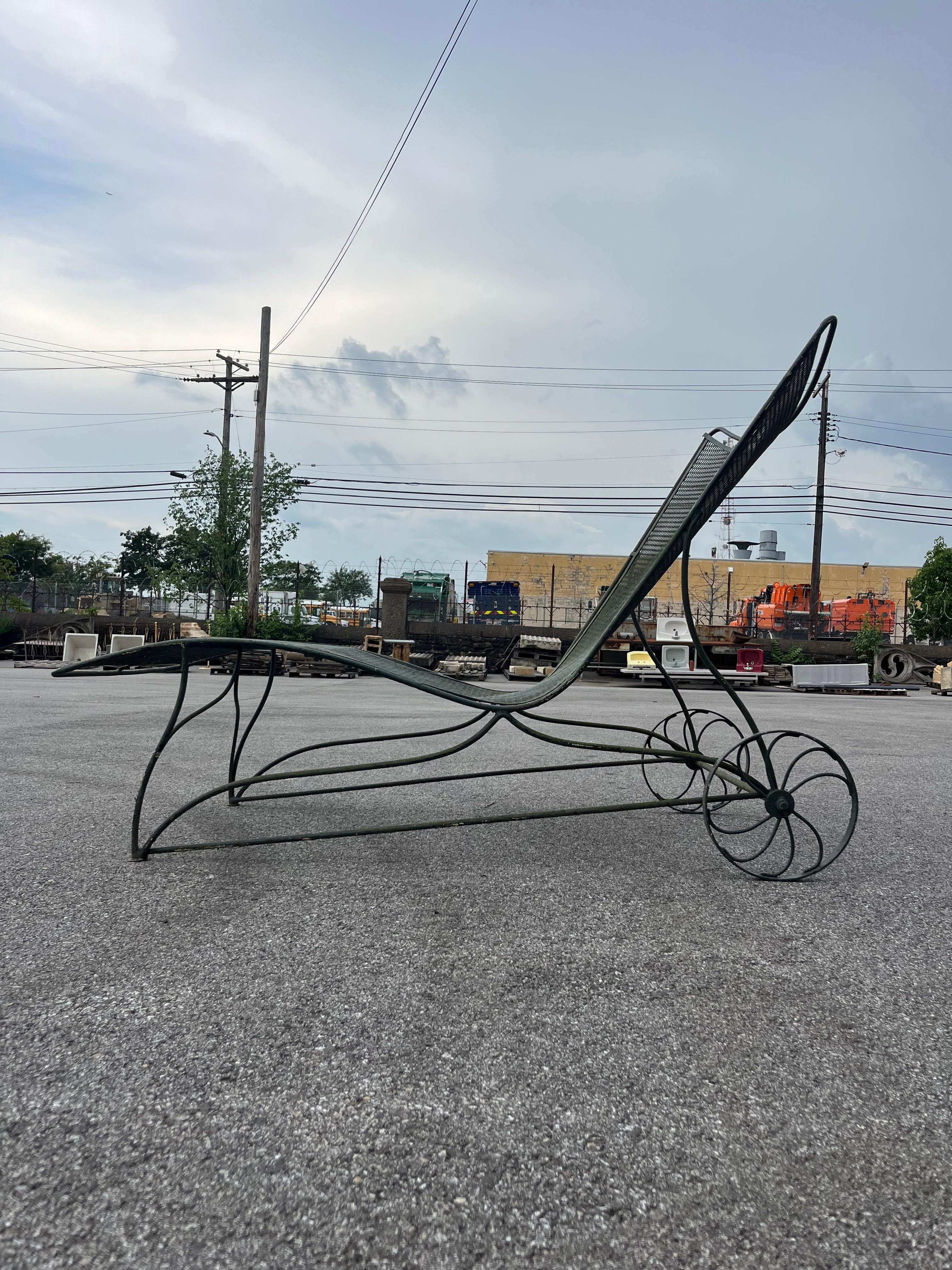 Russell Woodard  Chaise longue sobre ruedas Soldado en venta