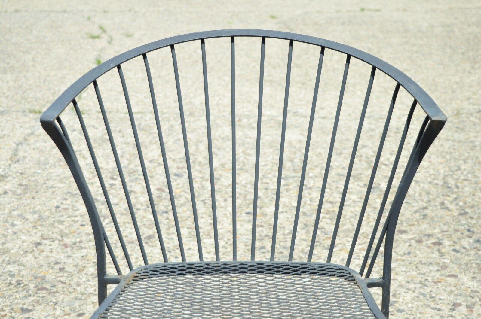 Russell Woodard Pinecrest Wrought Iron Outdoor Garden Dining Chair, Set of 4 In Good Condition In Philadelphia, PA