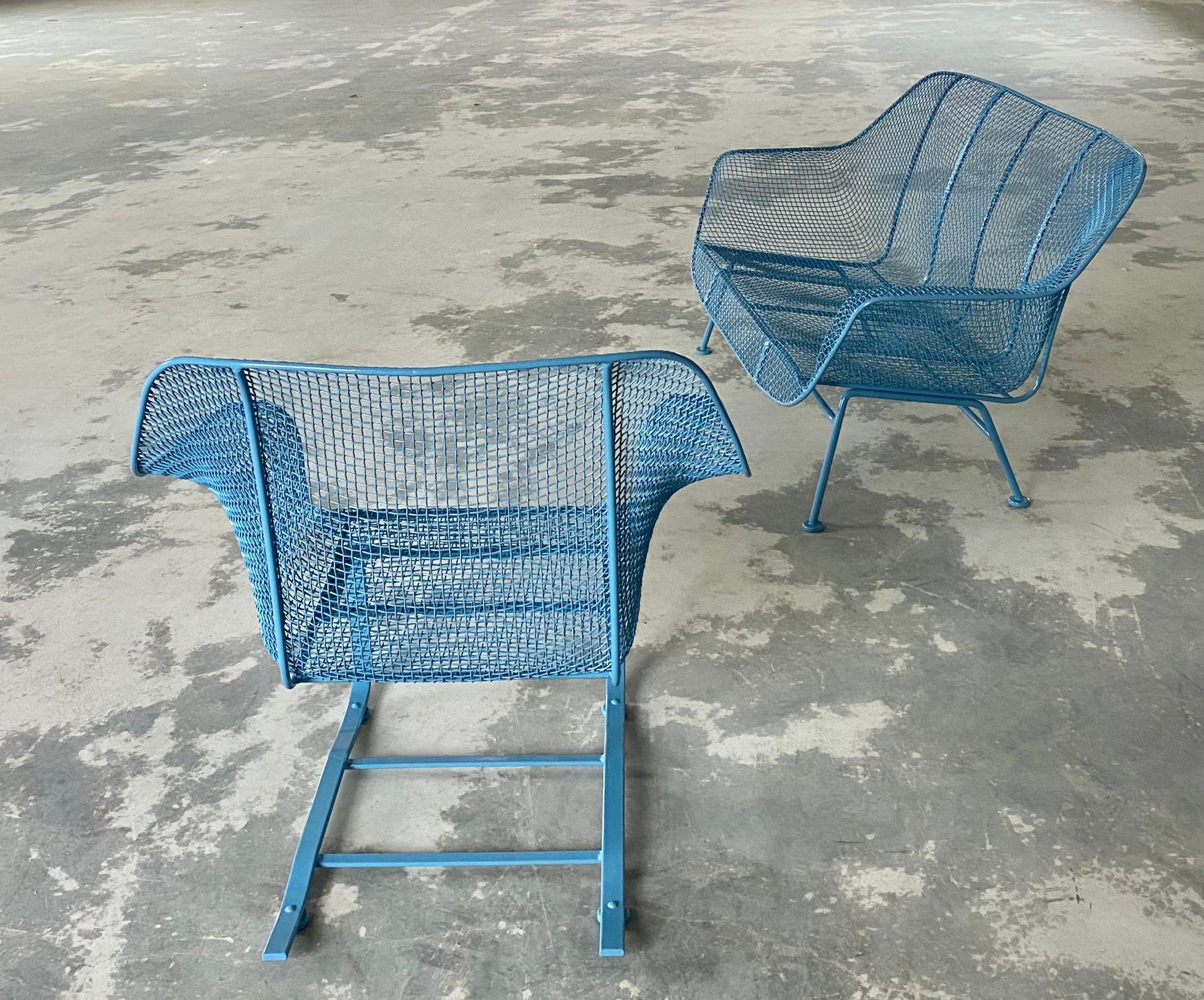 Fauteuil Russell Woodard Sculptura bleu céruléen et chaise «ringer » en porte-à-faux en vente 2