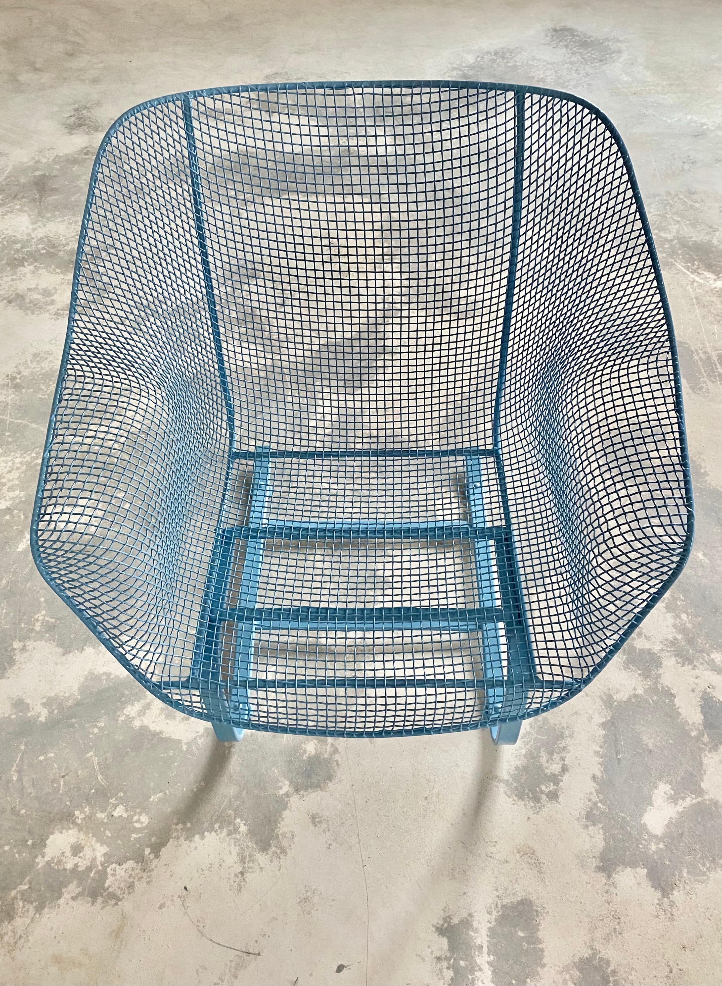 Fauteuil Russell Woodard Sculptura bleu céruléen et chaise «ringer » en porte-à-faux en vente 6