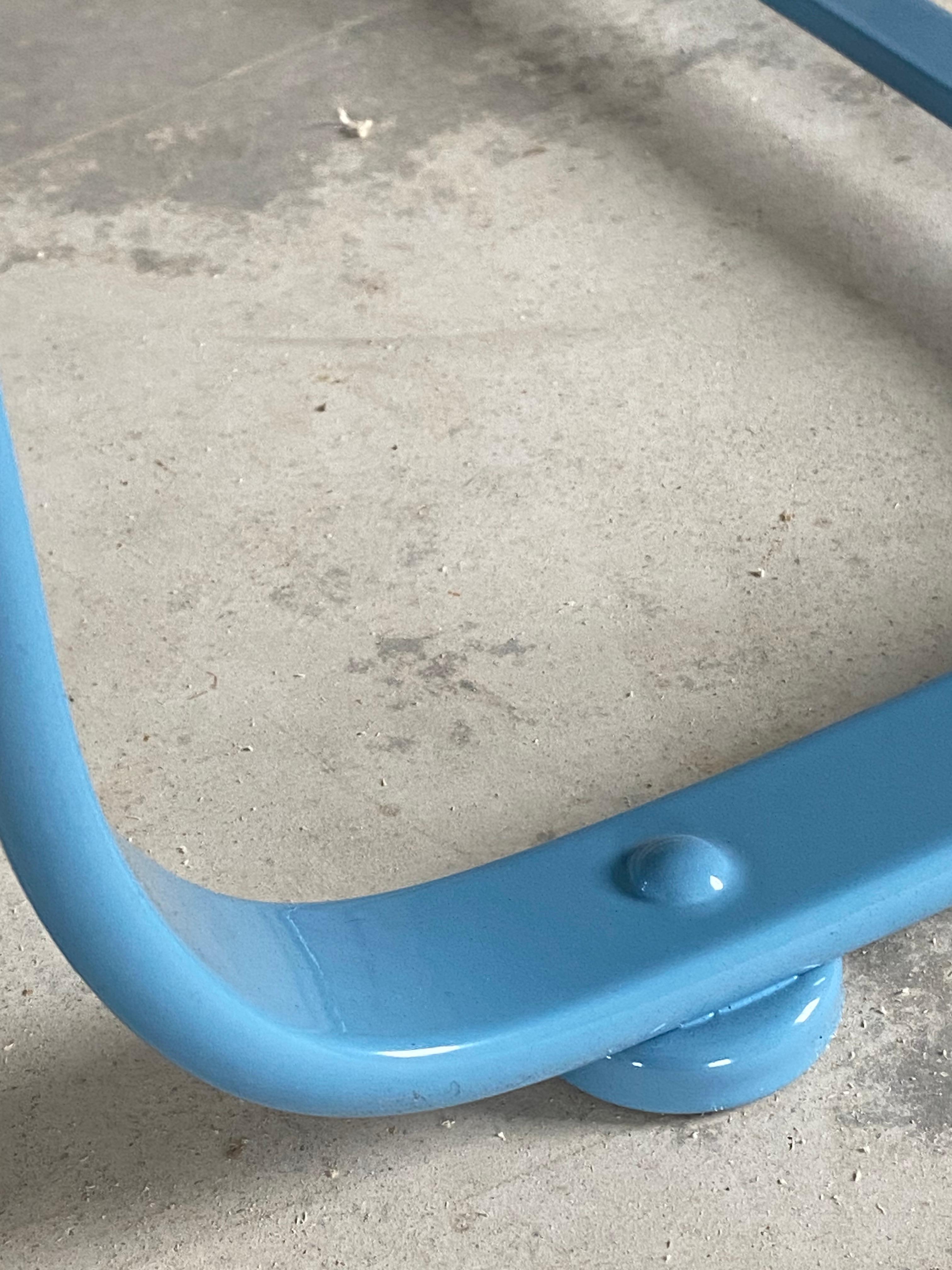 Fauteuil Russell Woodard Sculptura bleu céruléen et chaise «ringer » en porte-à-faux en vente 8