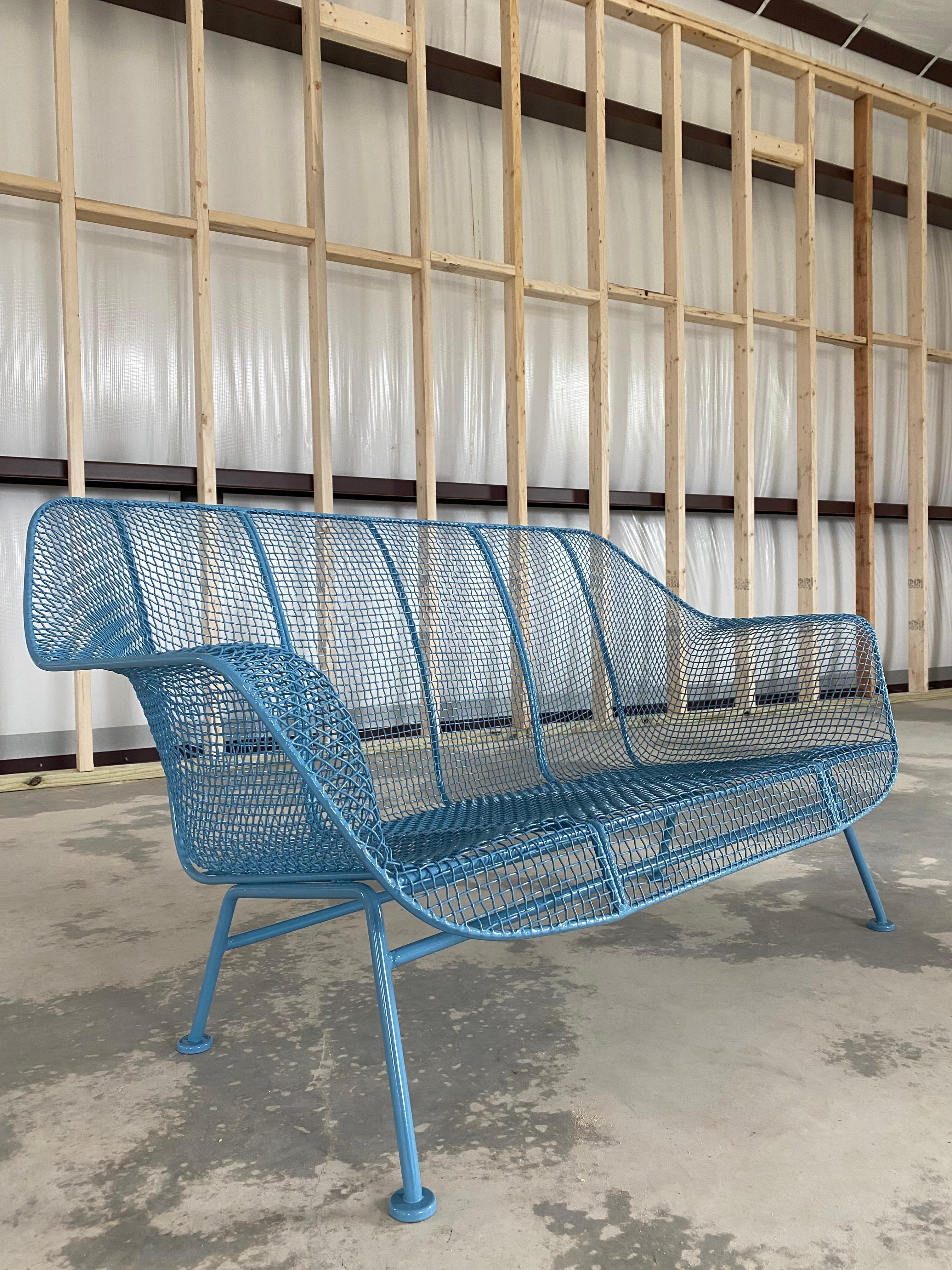 Fauteuil Russell Woodard Sculptura bleu céruléen et chaise «ringer » en porte-à-faux en vente 11