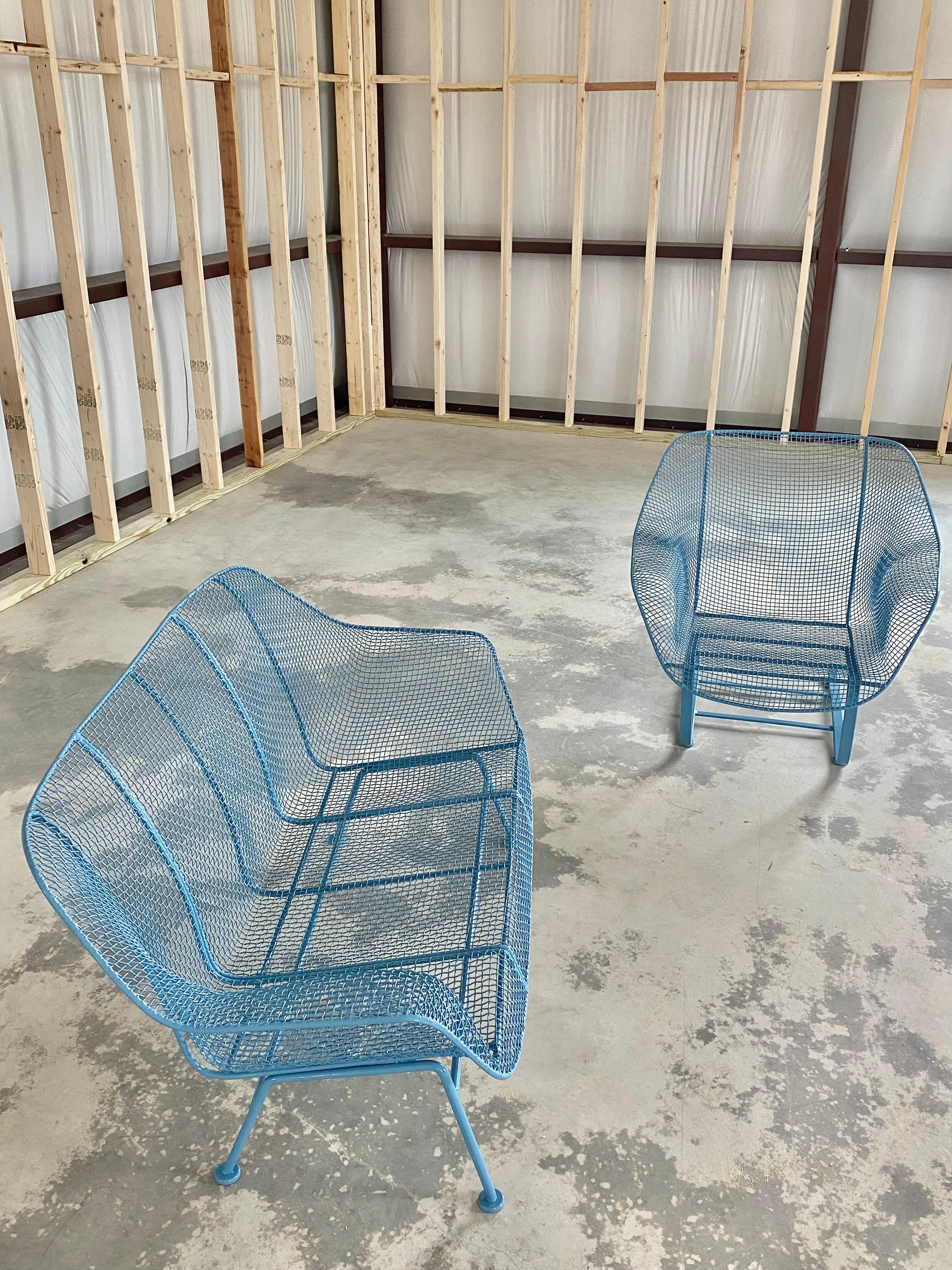 Américain Fauteuil Russell Woodard Sculptura bleu céruléen et chaise «ringer » en porte-à-faux en vente
