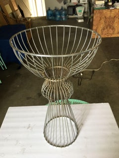 Russell Woodard Style Chrome Hourglass Wire Frame Sculptural Plant Stand