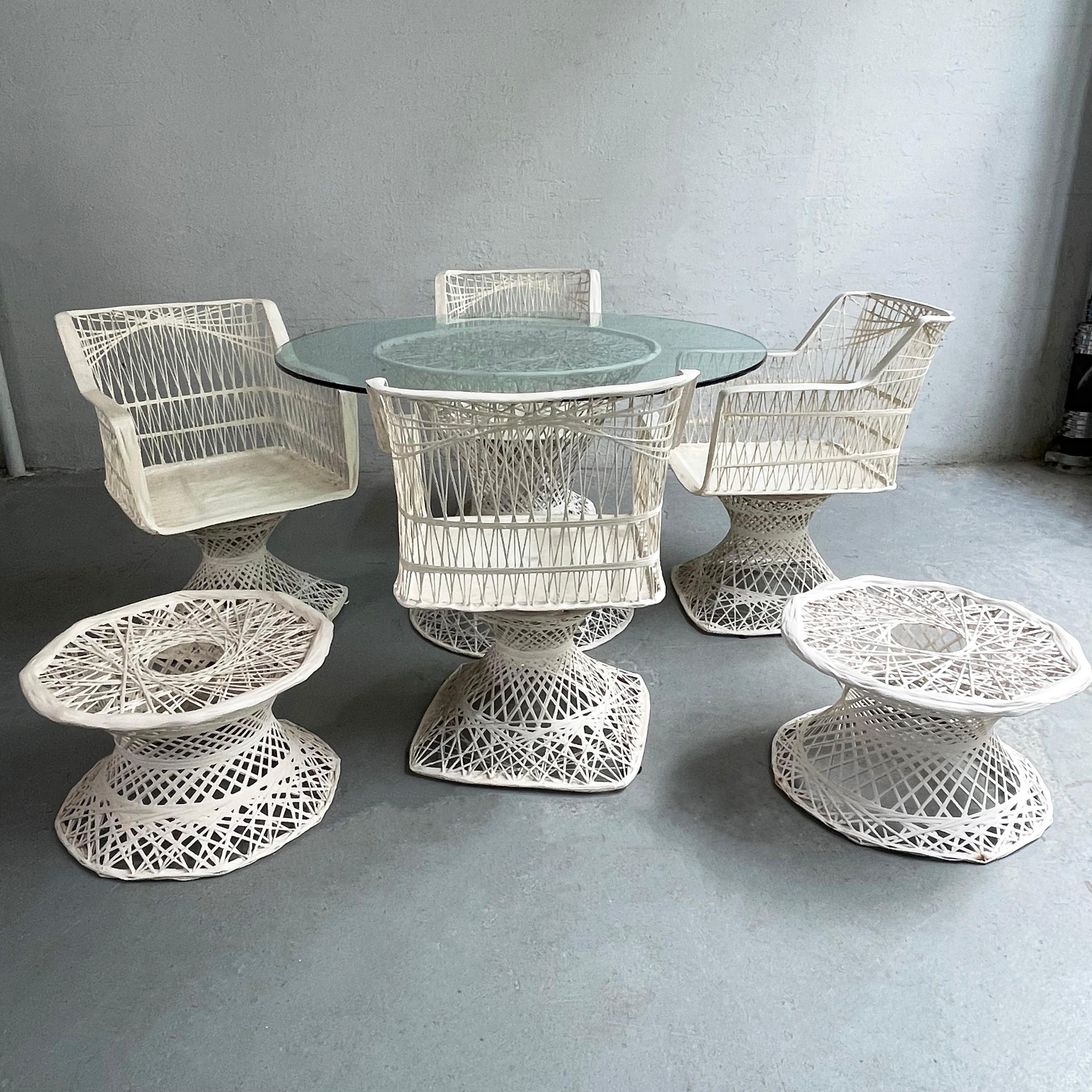 Russell Woodard Woven Fiberglass Patio Dining Set with Ottomans In Good Condition For Sale In Brooklyn, NY