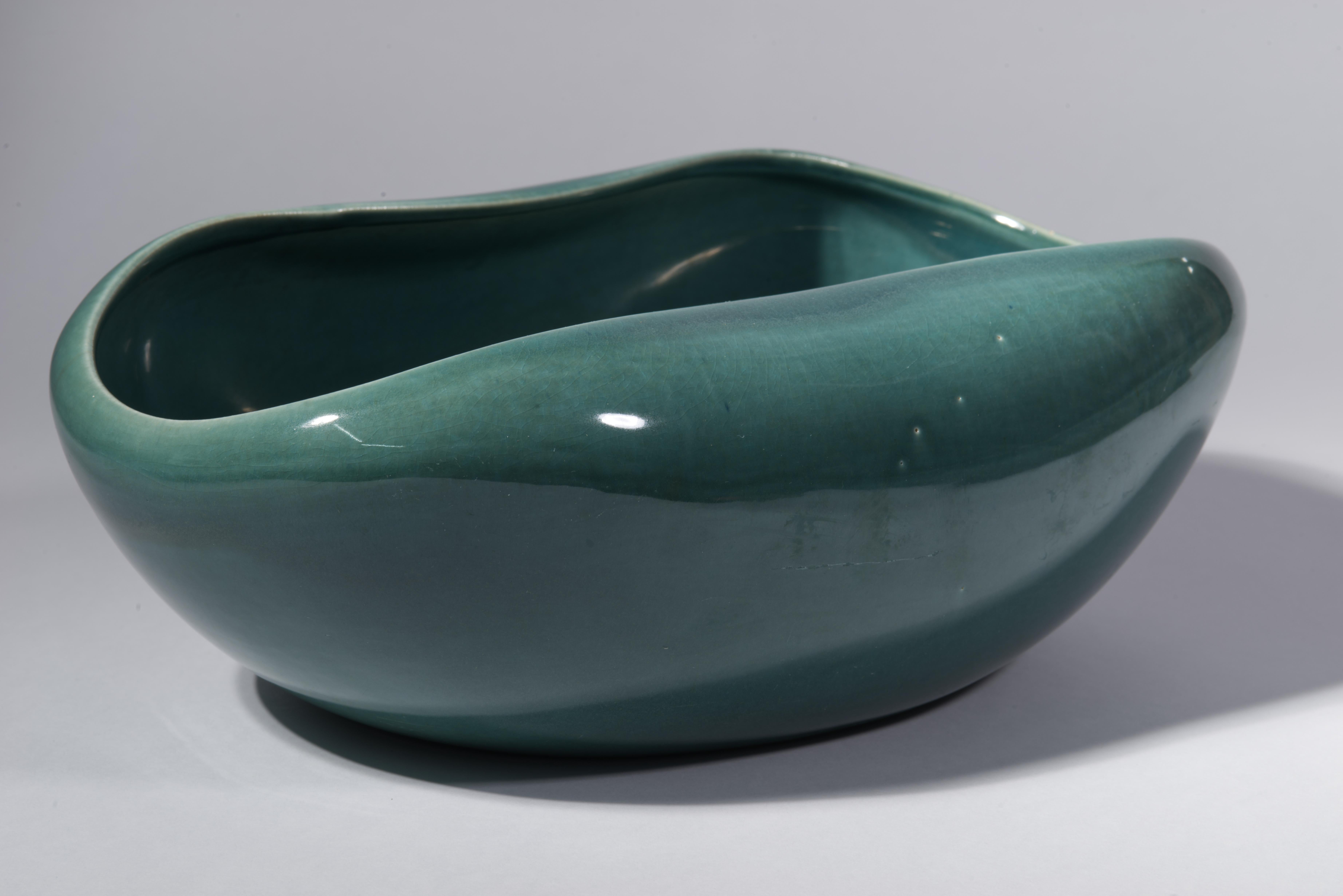 Russel Wright für Steubenville Pottery American Modern Große Schale (Moderne der Mitte des Jahrhunderts) im Angebot