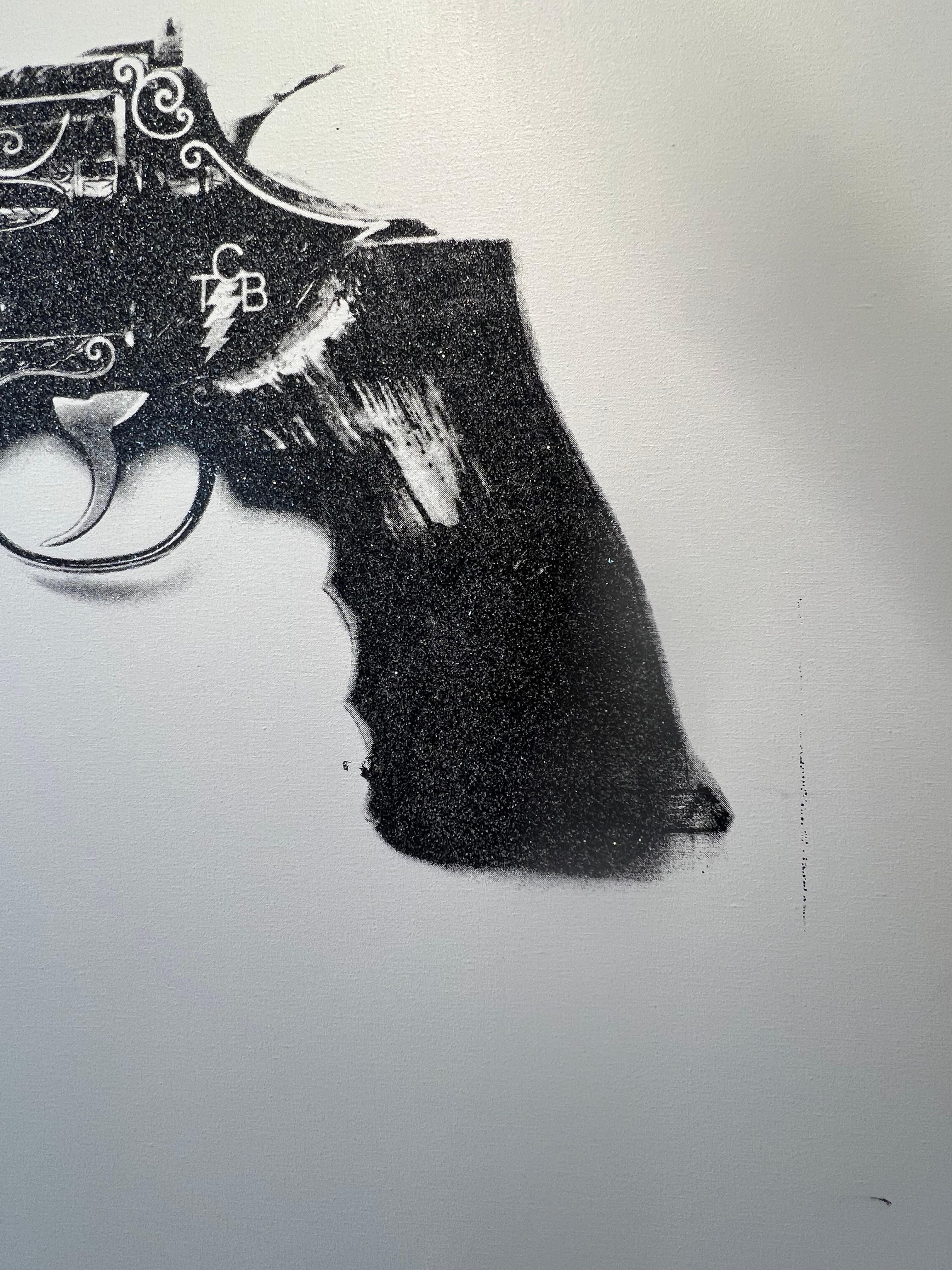 Pistola Elvis TCB - Individual (CA) - Figurative Painting Gris de Russell Young