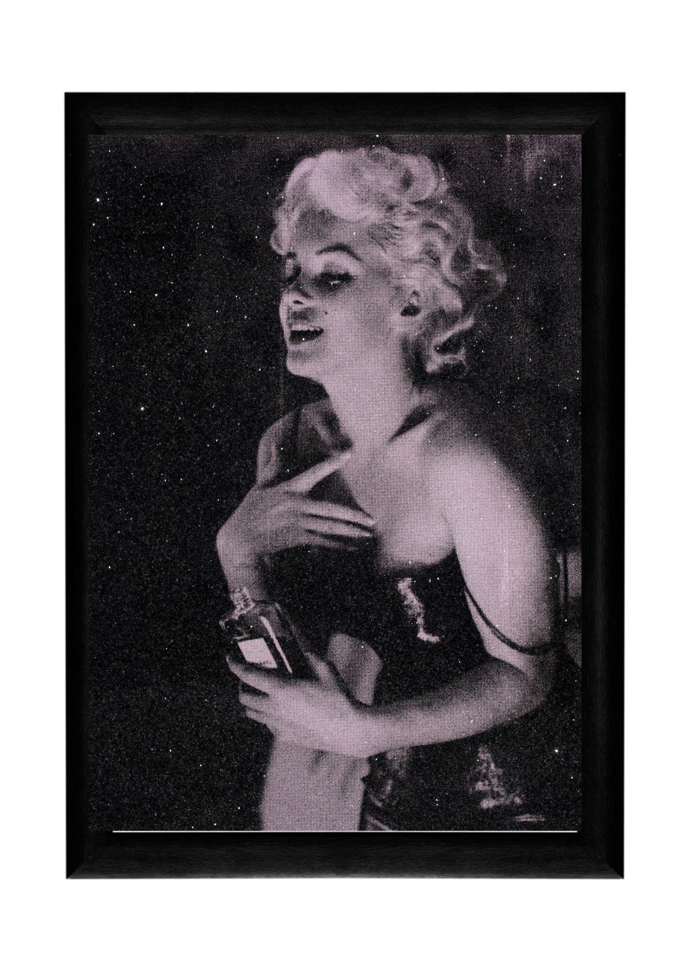 Marilyn Chanel Piccolo Diamante - Painting di Russell Young