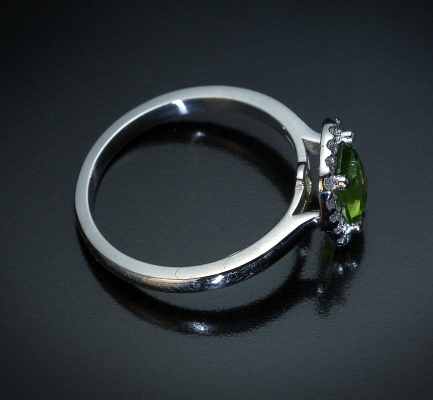 Russian 1.45 Carat Demantoid Diamond White Gold Ring In New Condition In Chicago, IL