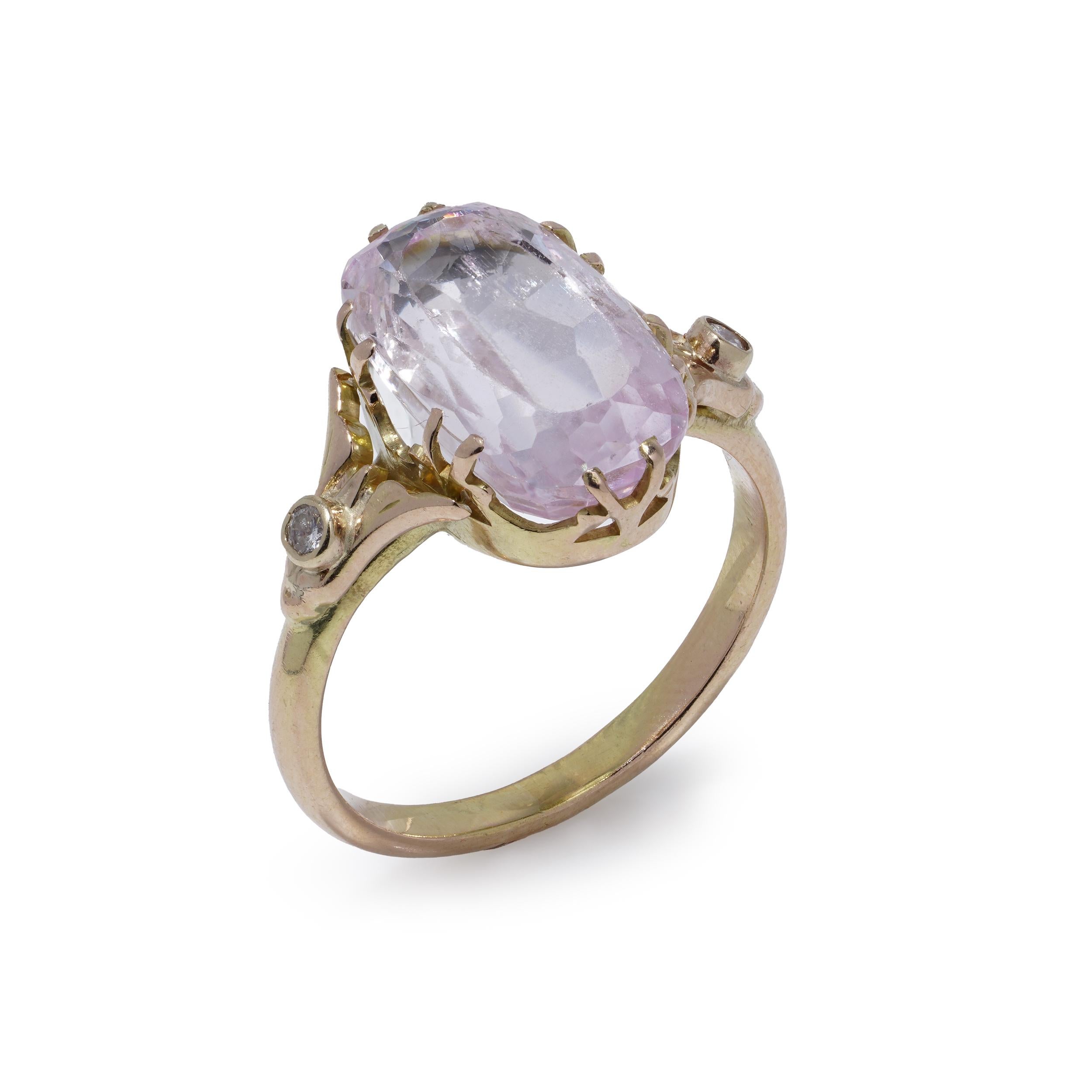 Russian 14K Gold 4.00 ct. Kunzite and Diamond Ring For Sale 2