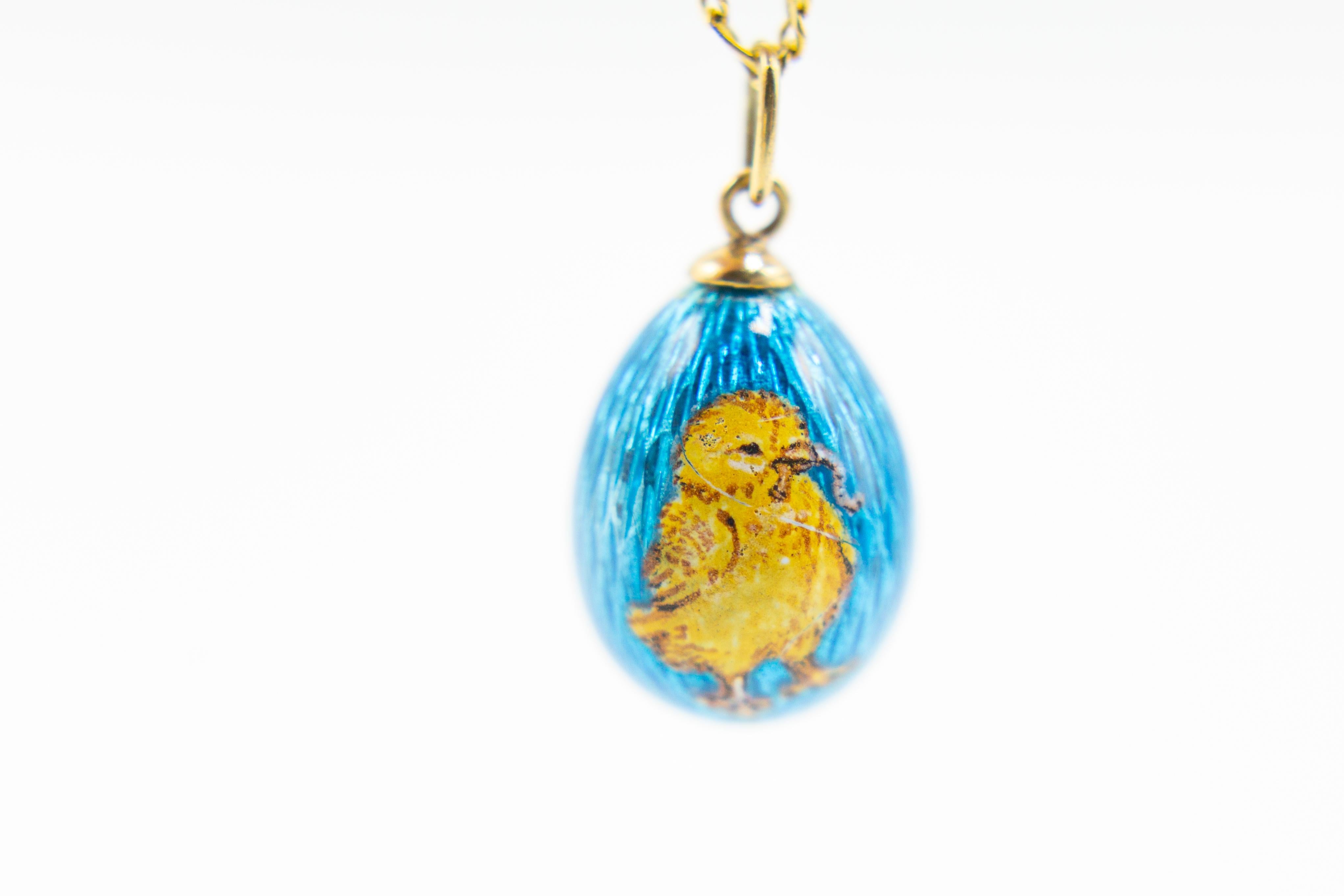 Russian 14 Karat Gold Guilloche Enamel Egg Chick Charm Pendent, Iridescent For Sale 9