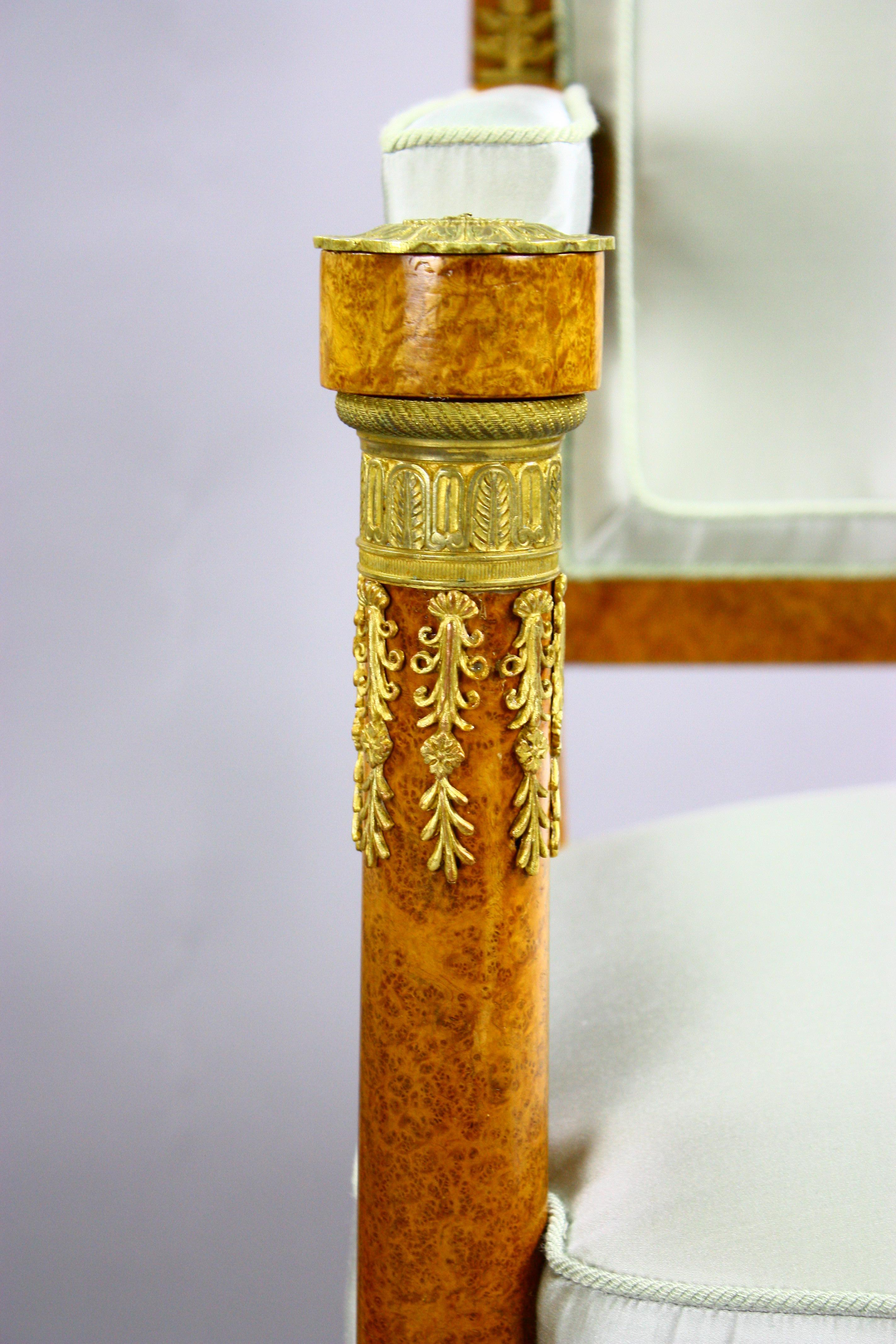 Russian 19th-century Restauration Salon (8 pieces) For Sale 2