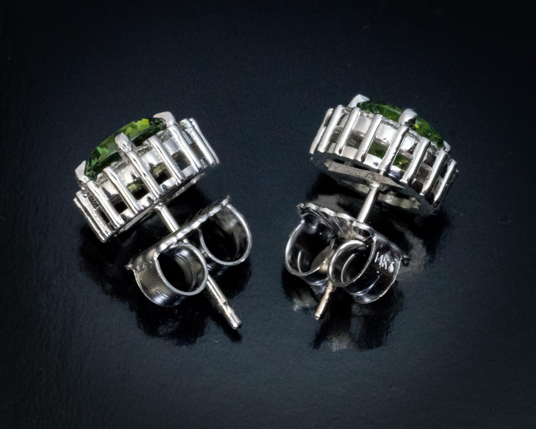 Boucles d'oreilles russes en diamant démantoïde de 2,12 ct. en vente 1