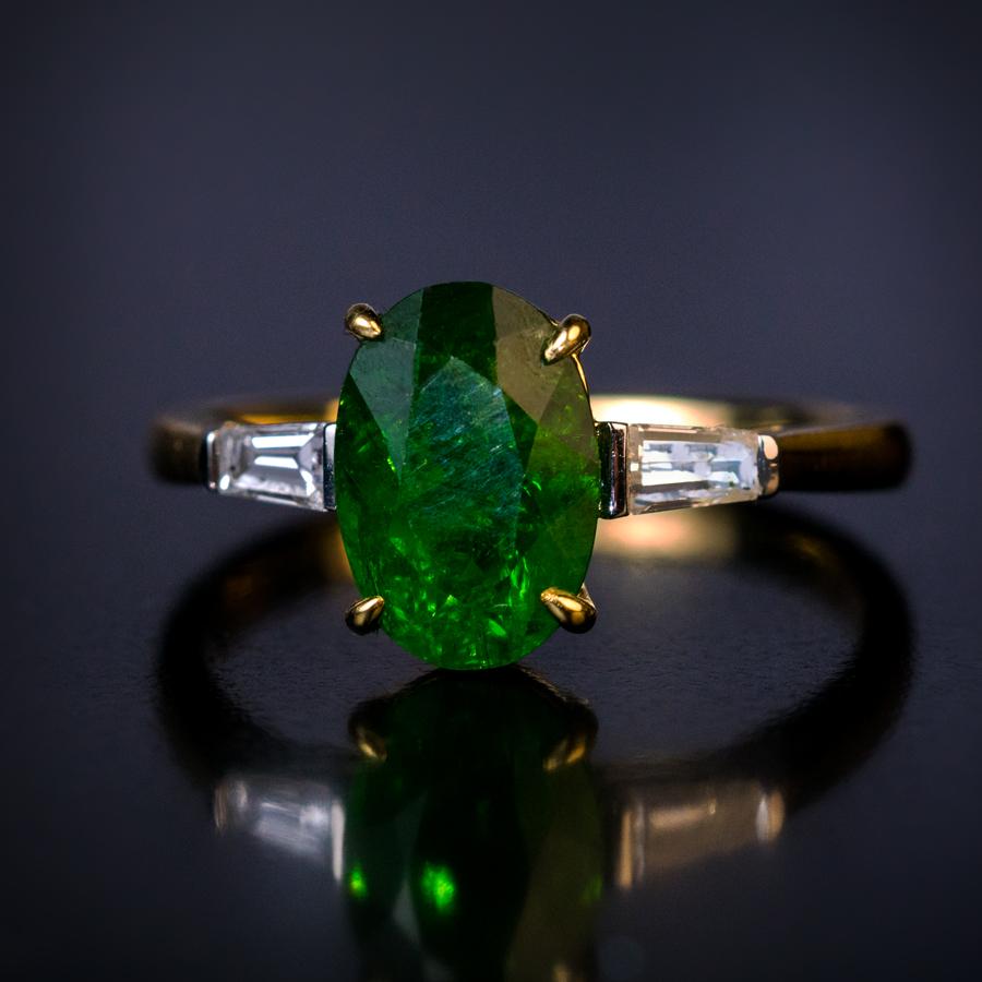 Contemporary Russian 2.33 Carat Demantoid Diamond Gold Engagement Ring For Sale