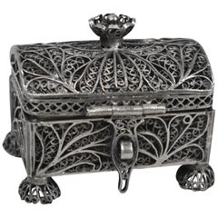 Scatola per spezie Besamim russa in argento 88 del 1887 con filigrana