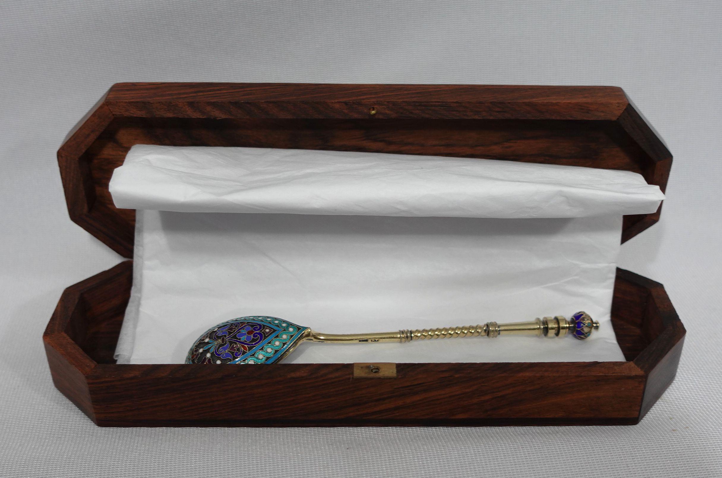 Russian .916 Gilt Silver and Cloisonné Enamel Spoon in Mahogany Box For Sale 12