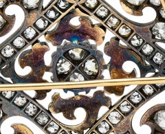 Russian 9.30 Carats Diamond Silver-Topped 14 Karat Gold Statement Brooch