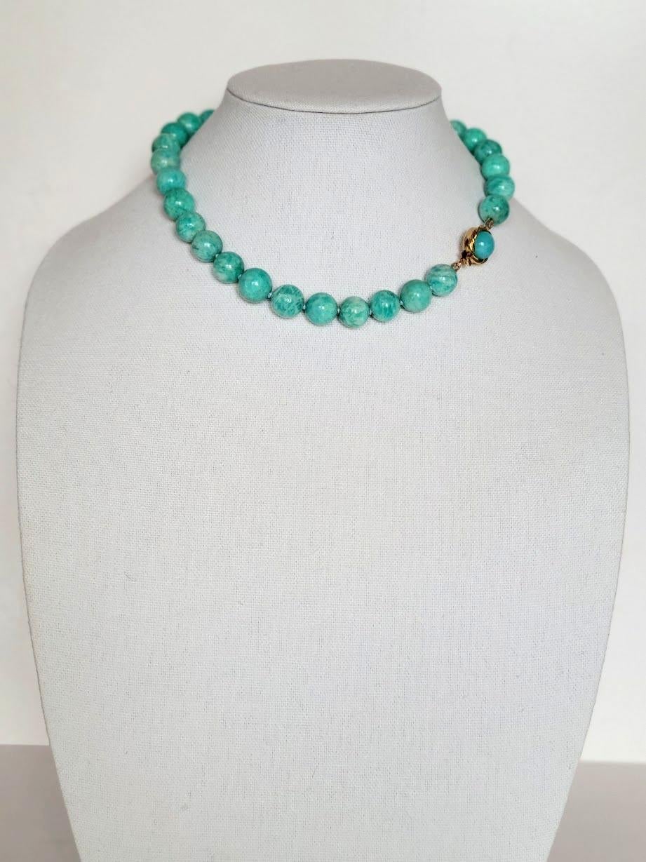 Collana russa di amazzonite annodata con chiusura in amazzonite in vendita 1