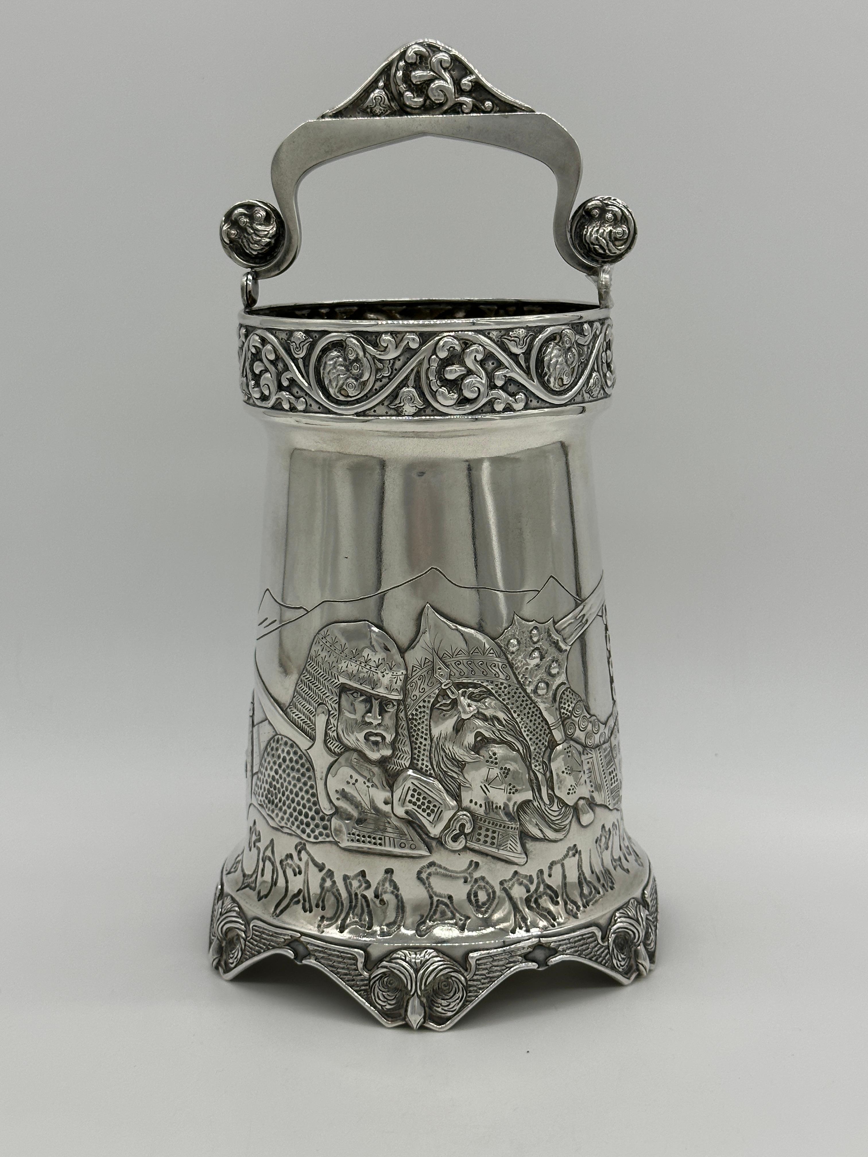 Juego de punzones rusos Art Nouveau de plata, con Los Tres Bogatyrs, de la mejor calidad en Excelente estado para la venta en Tel Aviv - Jaffa, IL