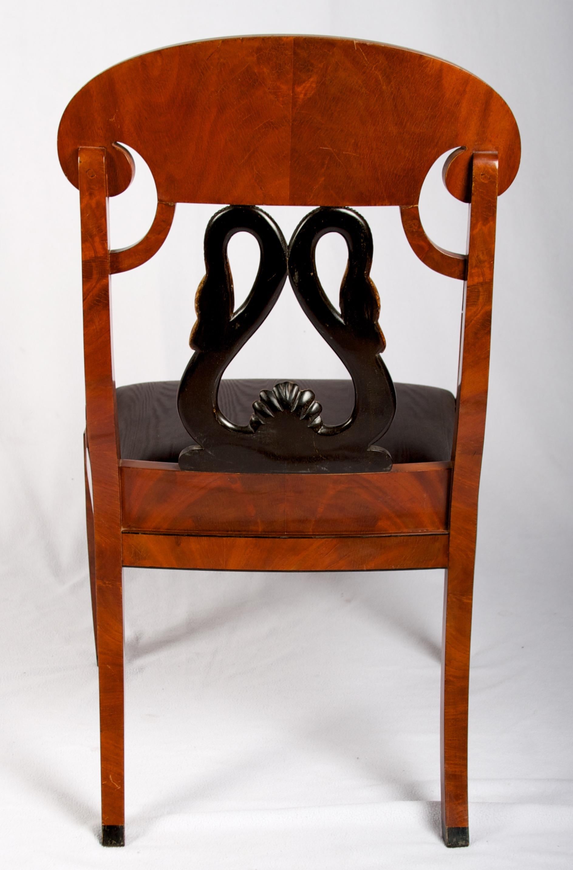 Russian Biedermeier Style Mahogany Armchair with Gilded Swan Back Detail In Good Condition In San Francisco, CA