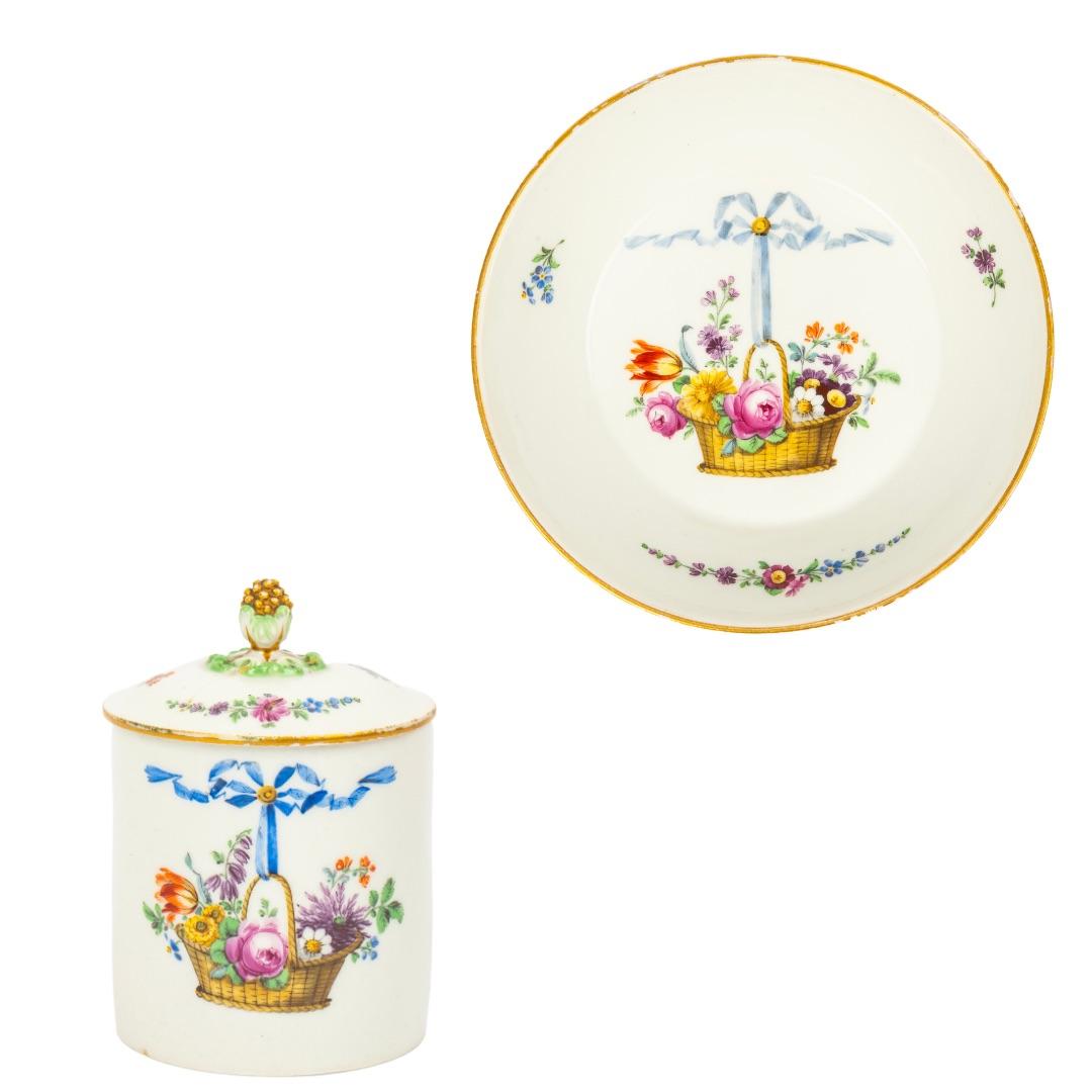 Russian Catherine the Great Covered Porcelain Cup and Saucer by Gardner, 1770s For Sale 2