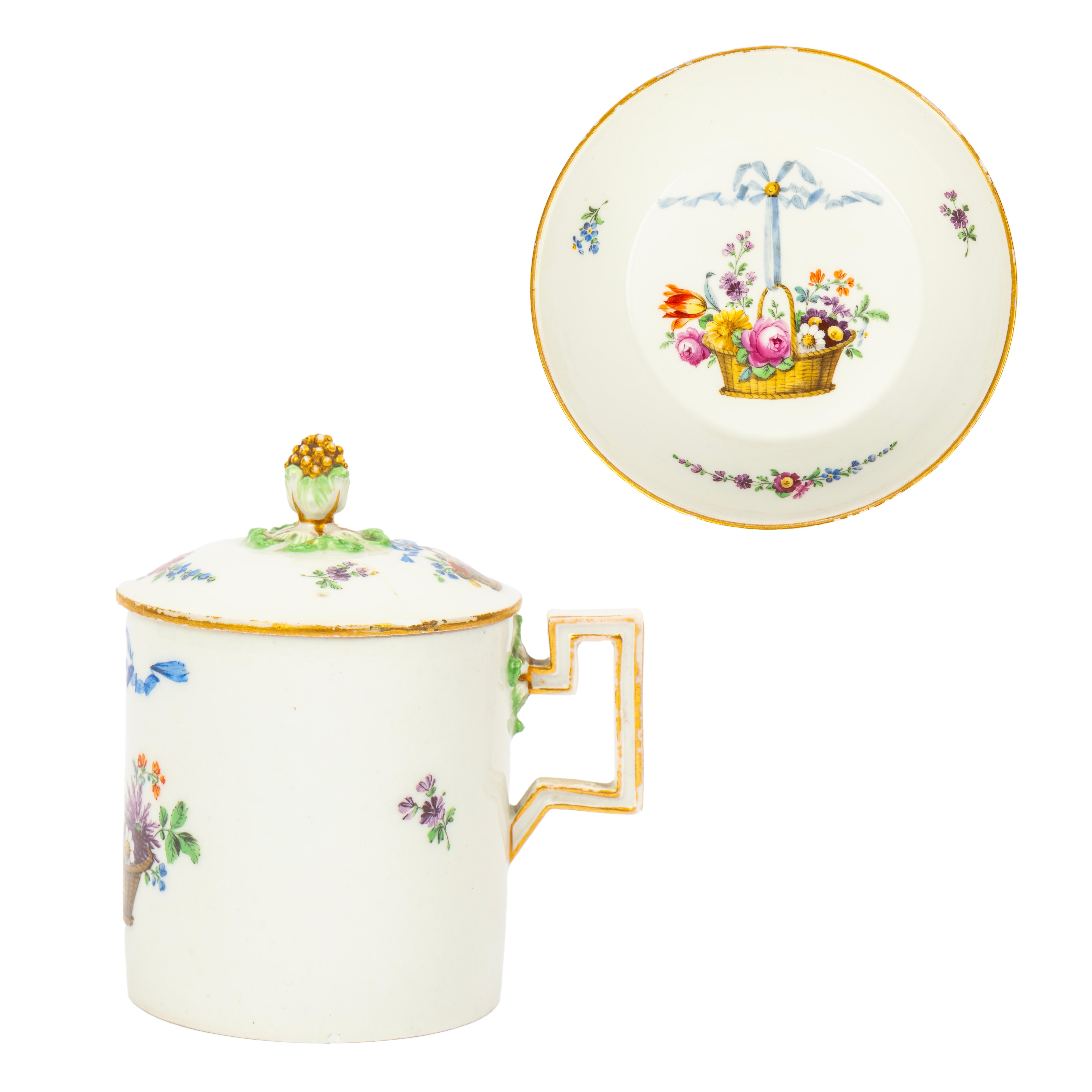 Russian Catherine the Great Covered Porcelain Cup and Saucer by Gardner, 1770s For Sale 4
