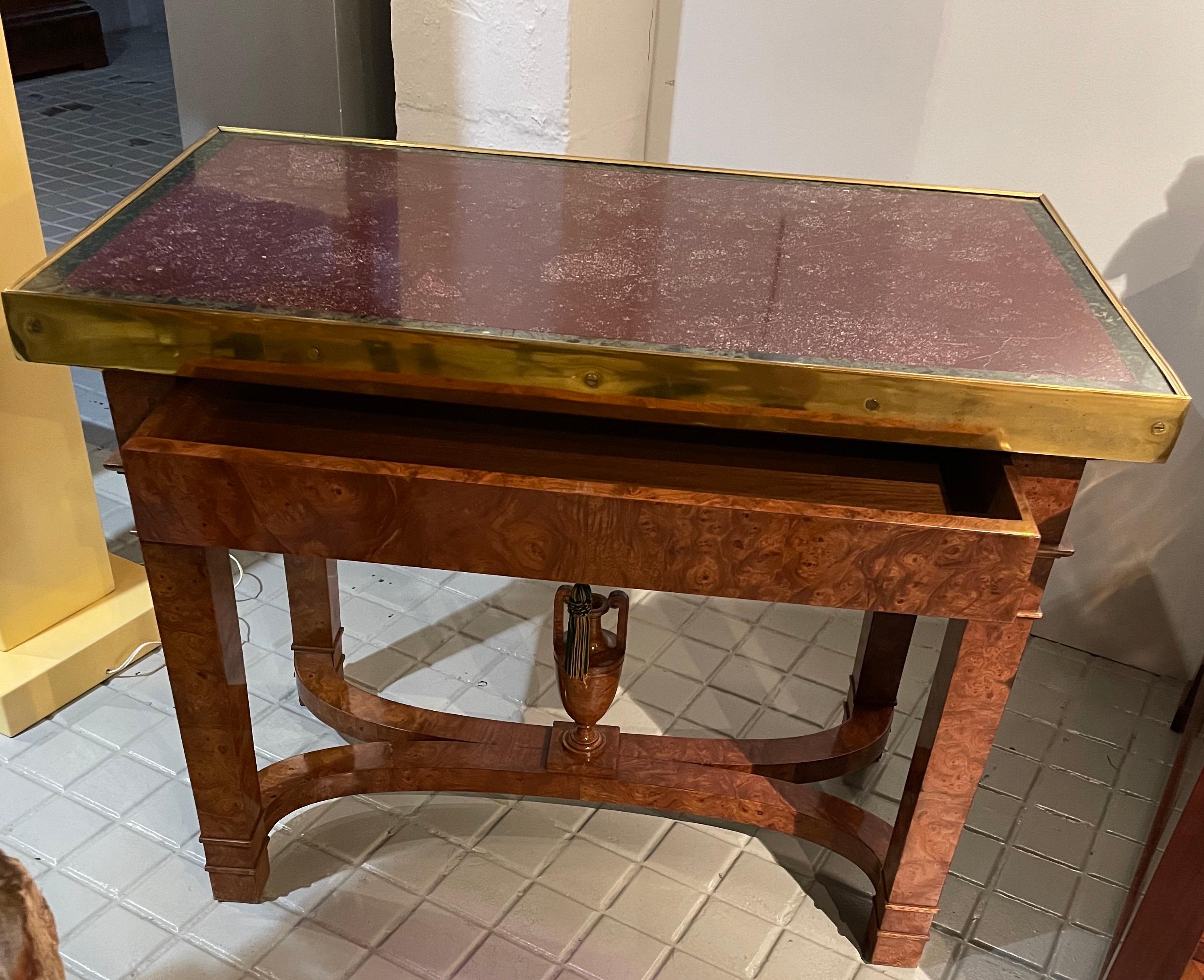 Russian centre table in elm root
topped with porphyry and bronze
circa 1830.


 