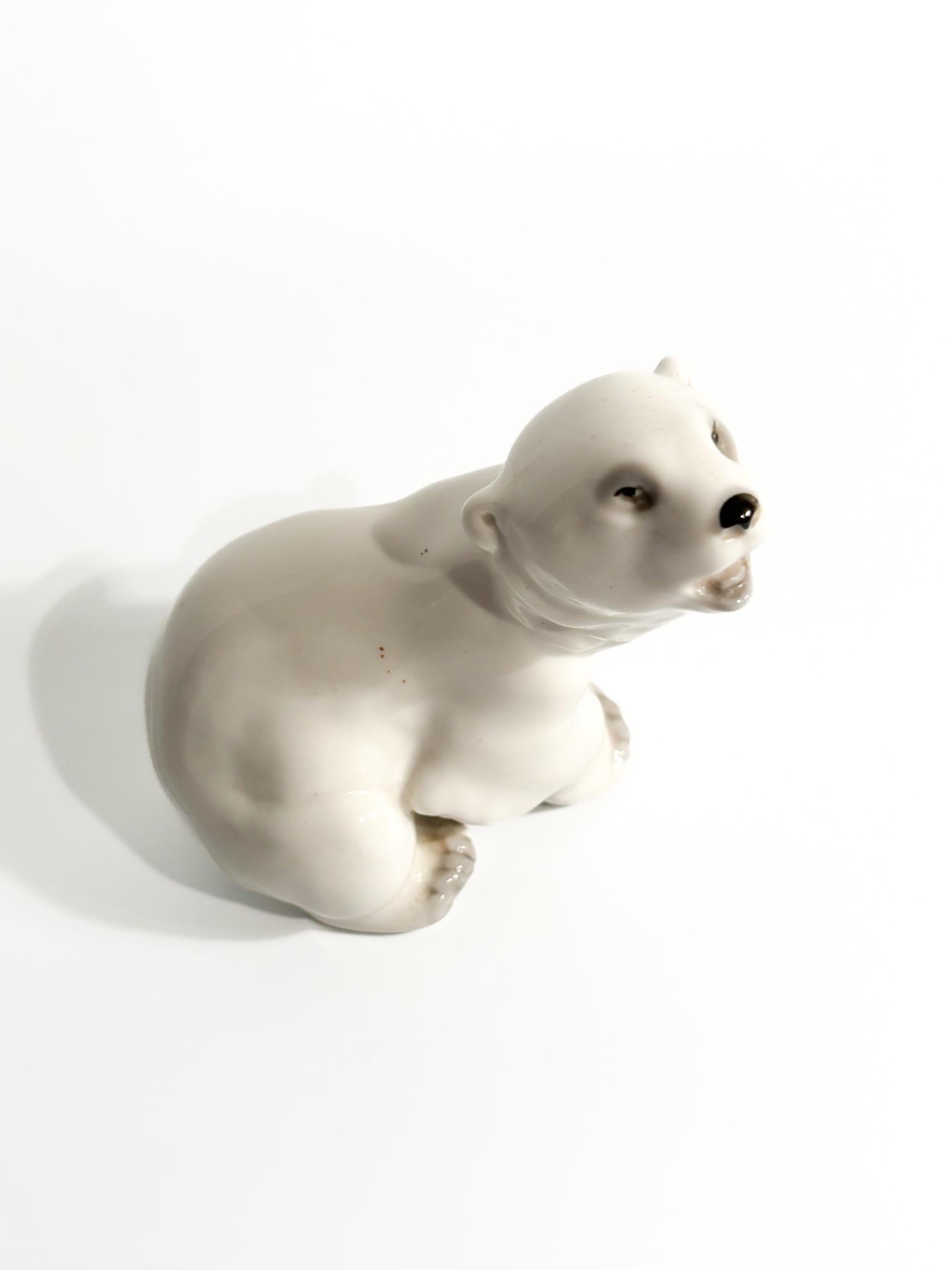Figurita rusa de cerámica de oso polar de los años 50 en Bueno estado para la venta en Milano, MI