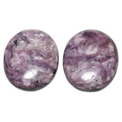 Coppia di cabochon di charoite russa