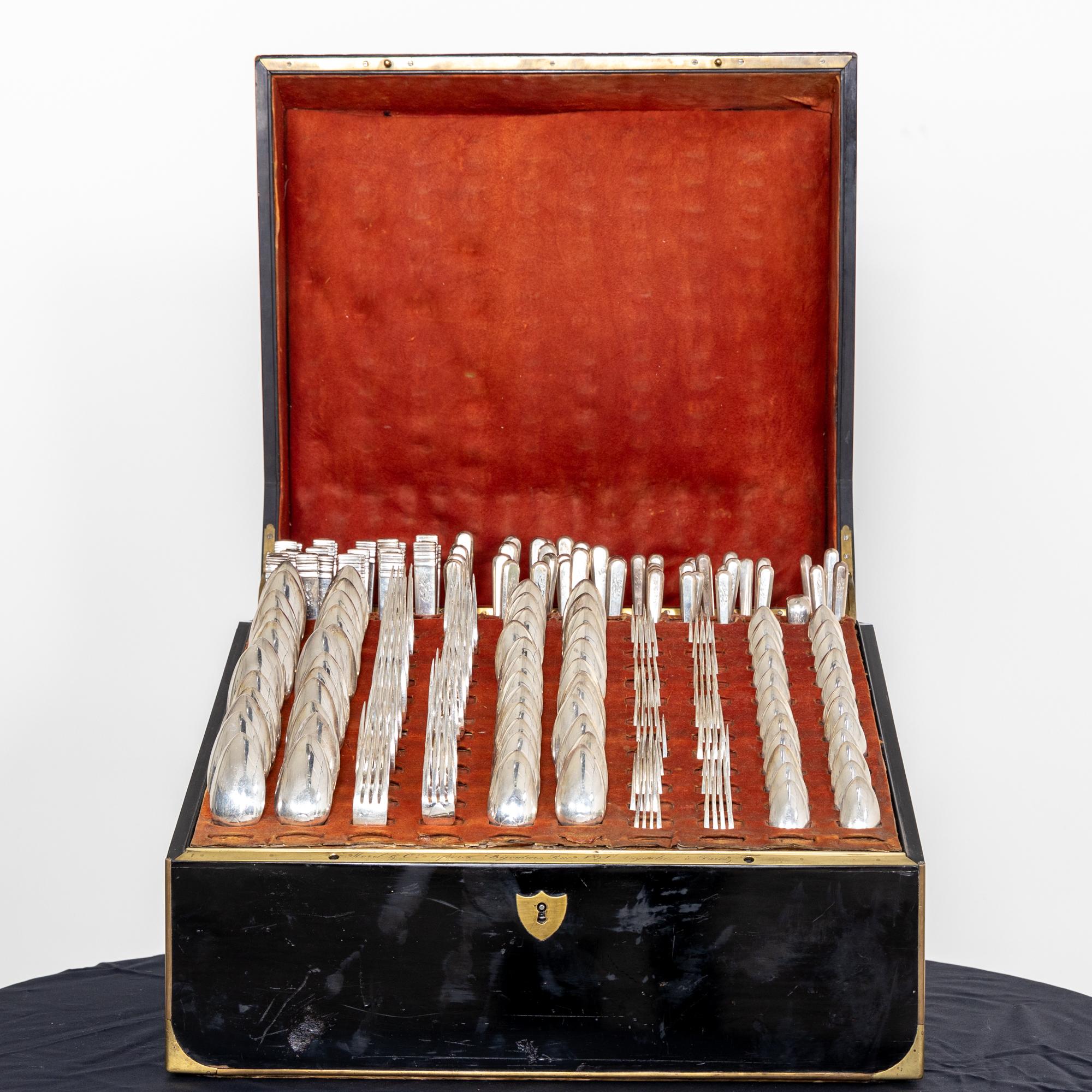 Silver Russian Cutlery in a French Case, late 19th to early 20th Century For Sale