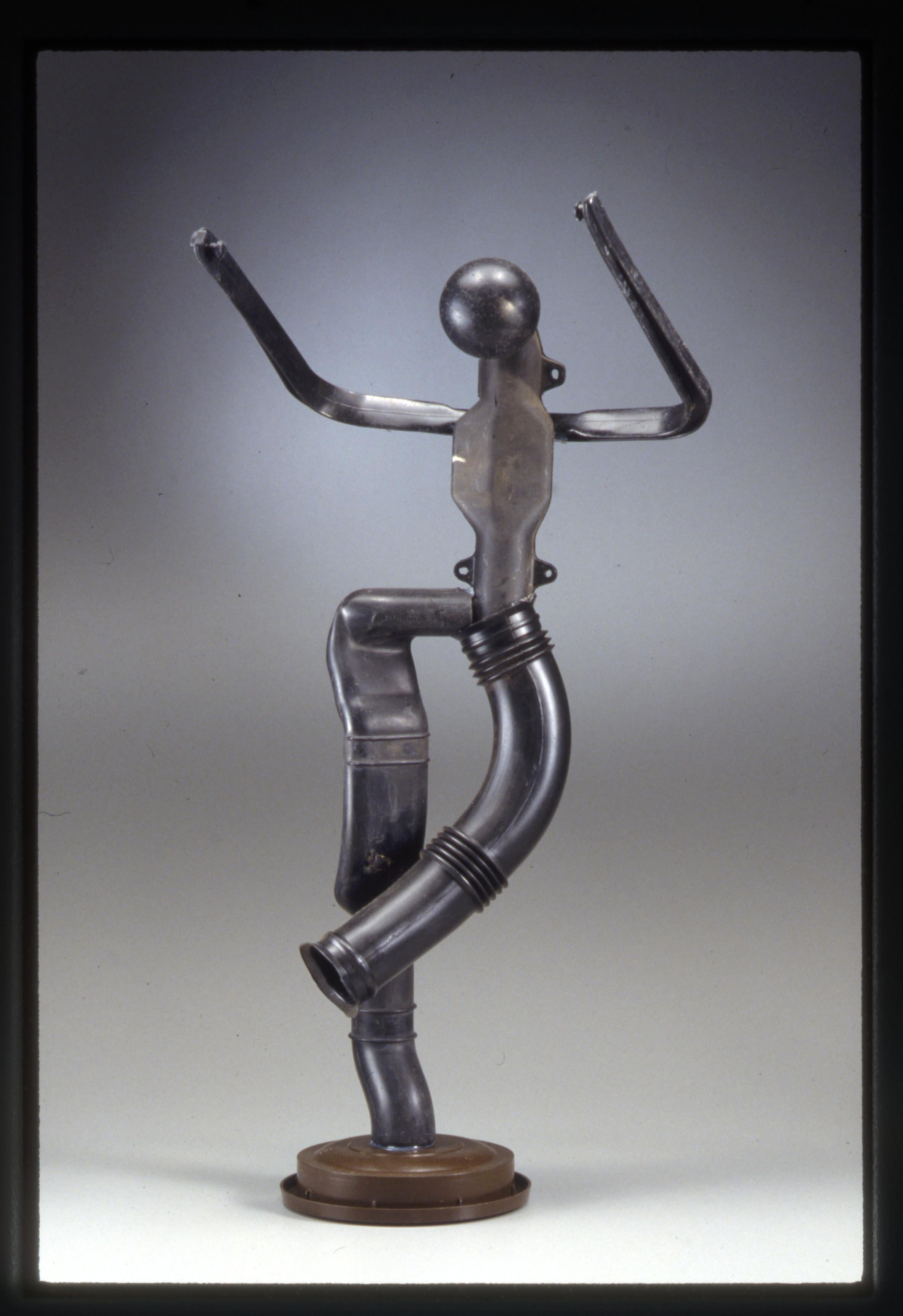 Russische Tänzerin, 1998 von Jerry Ross Barrish, vertreten durch Tuleste Factory

H 26,5