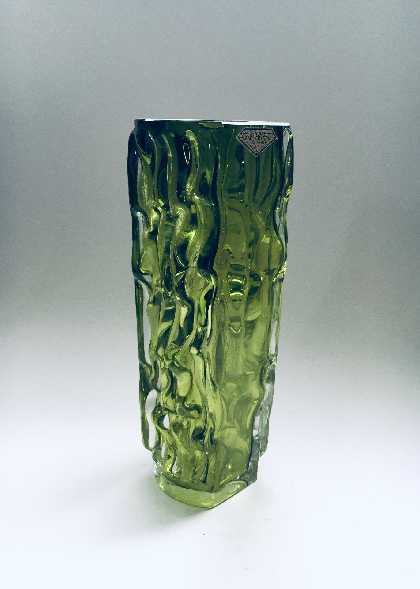 Russian Design Lead Crystal Art Glass Vase by Aknuny Astvatsaturyan USSR 1960's In Good Condition For Sale In Oud-Turnhout, VAN