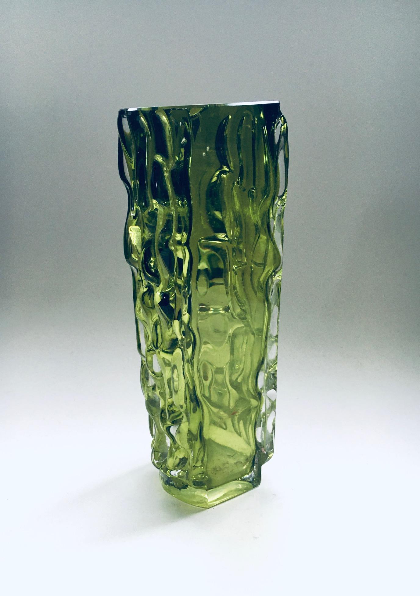 Russian Design Lead Crystal Art Glass Vase by Aknuny Astvatsaturyan USSR 1960's For Sale 3