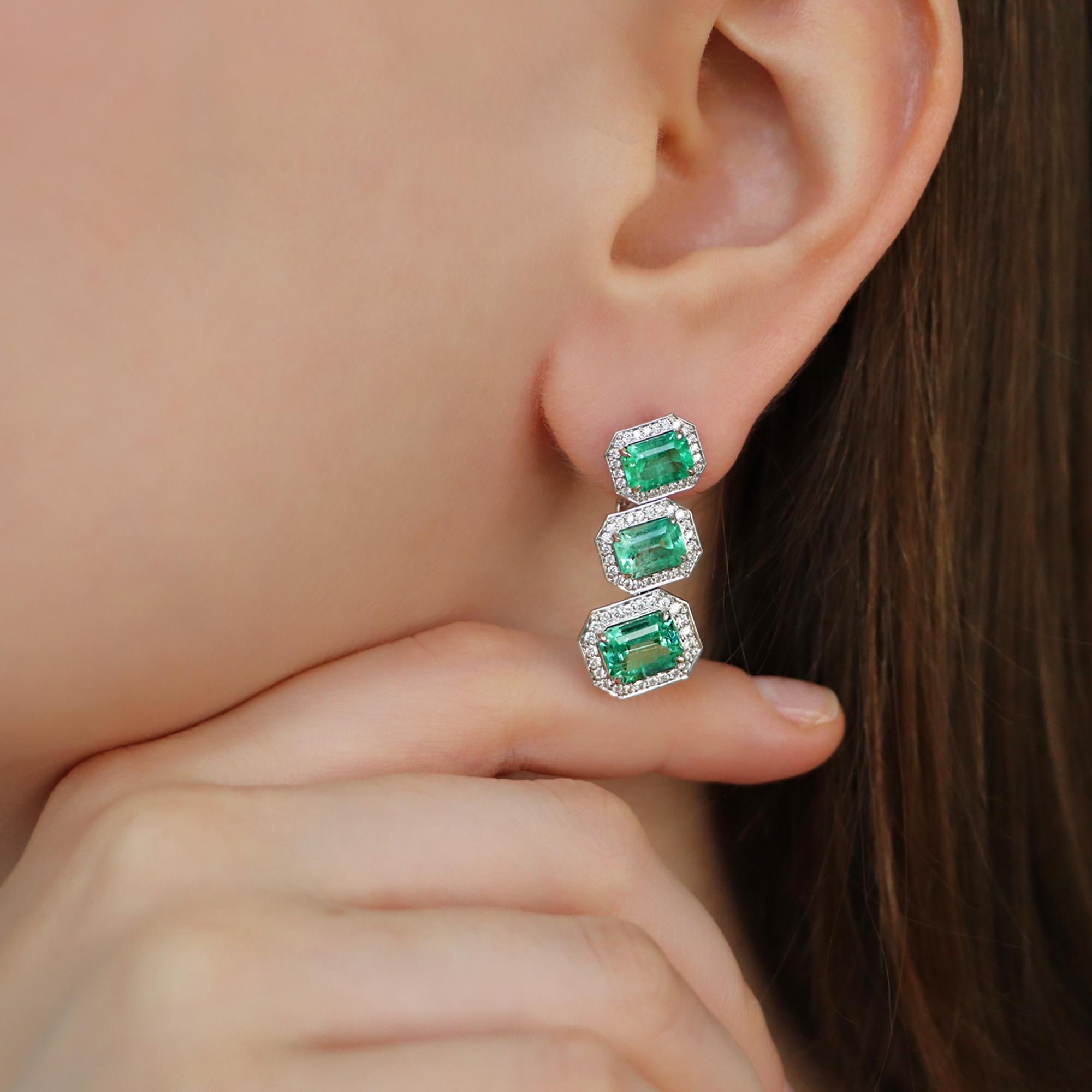 Contemporary Russian Emerald and Diamond 18K Gold Drop Earrings For Sale