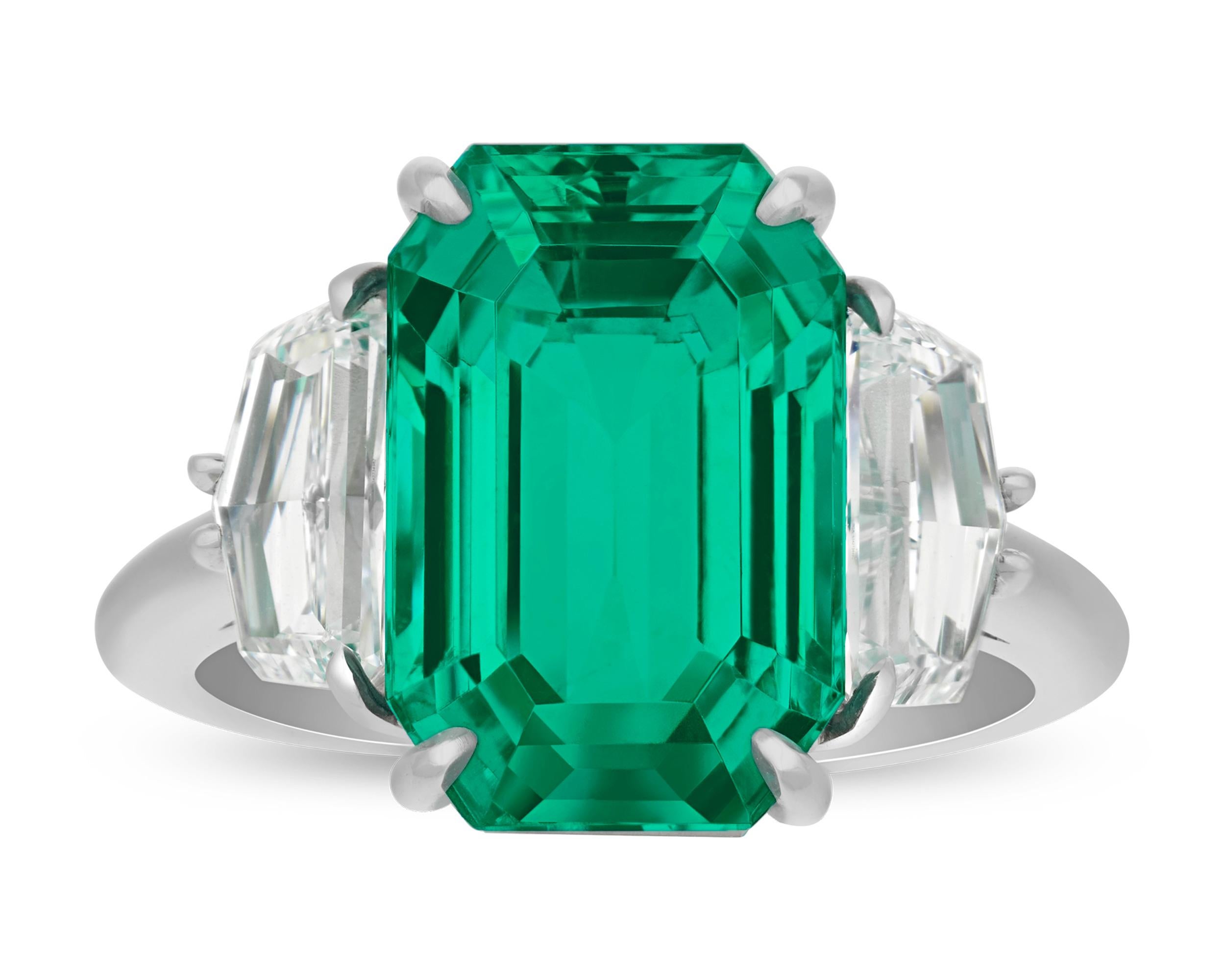 Emerald Cut Russian Emerald Ring, 7.16 Carats For Sale