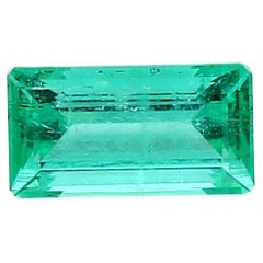 Russian Emerald Ring Gem 0.82 Carat Weight ICL Certified