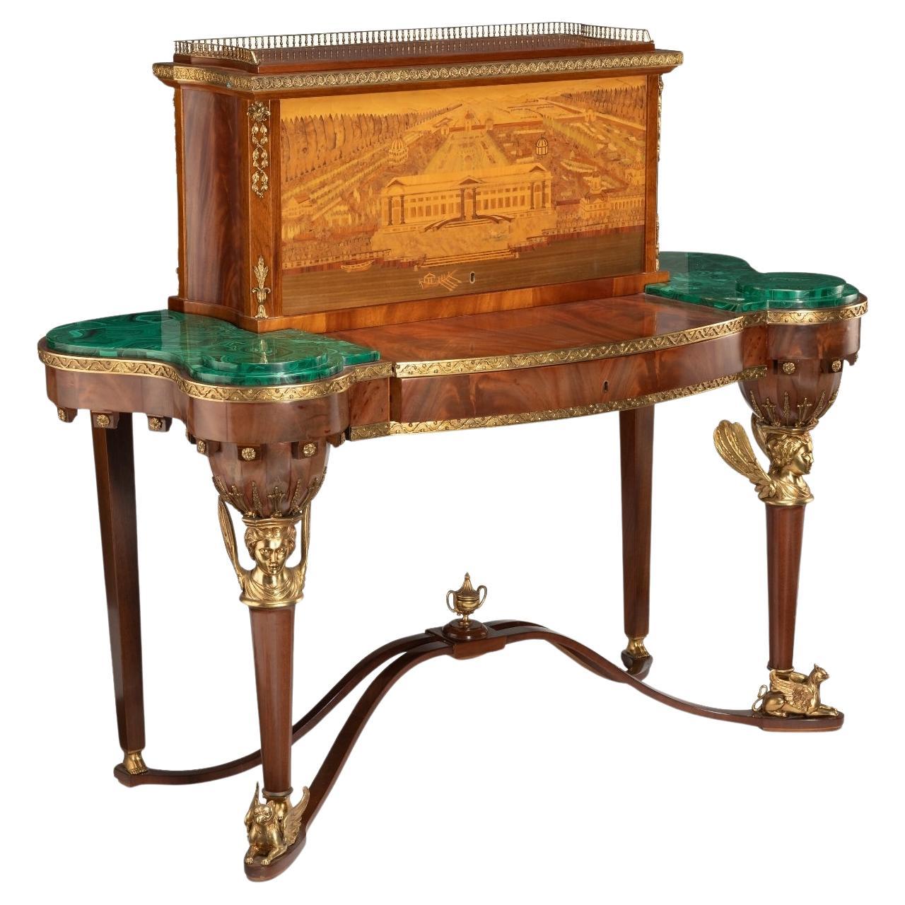 Russisches Kaiserreich Schreibtisch Schreibtisch nach antik Heinrich Gambs Bureau-Jardinière im Angebot